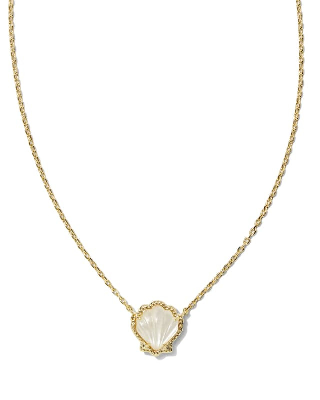 Brynne Gold Shell Short Pendant Necklace in Ivory Mother-of-Pearl | Kendra Scott | Kendra Scott