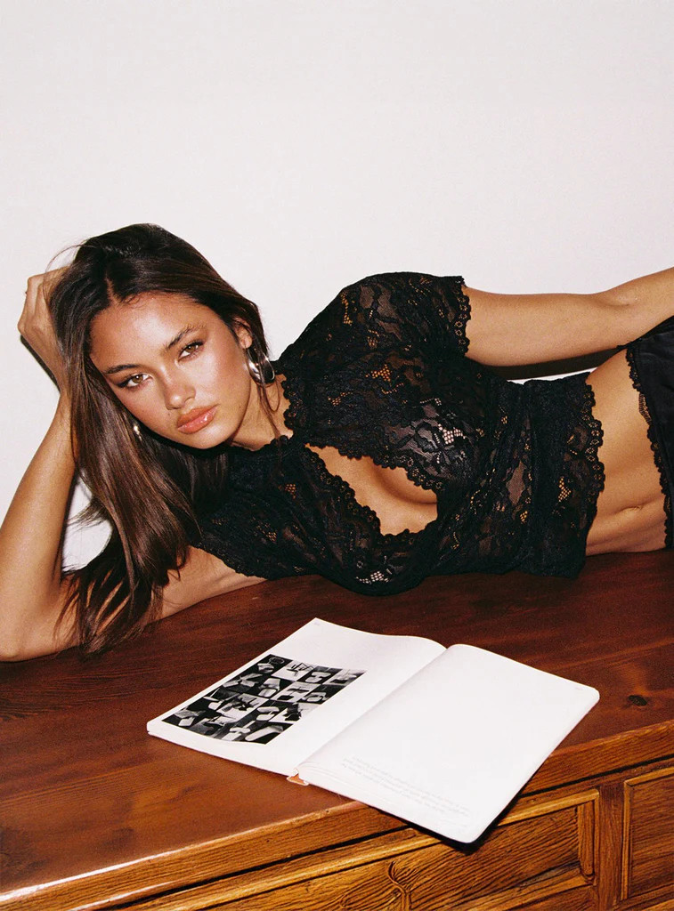 Quinbie Lace Short Sleeve Top Black | Princess Polly US