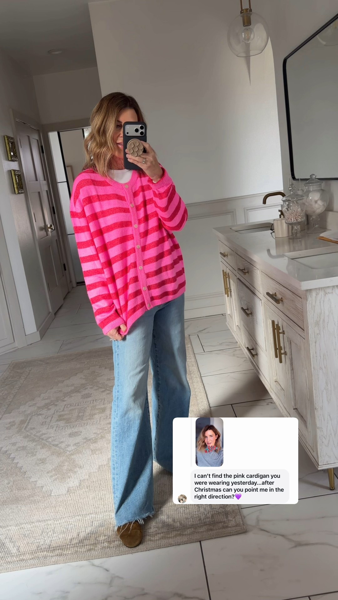 I sized up to an XL for an oversized fit 