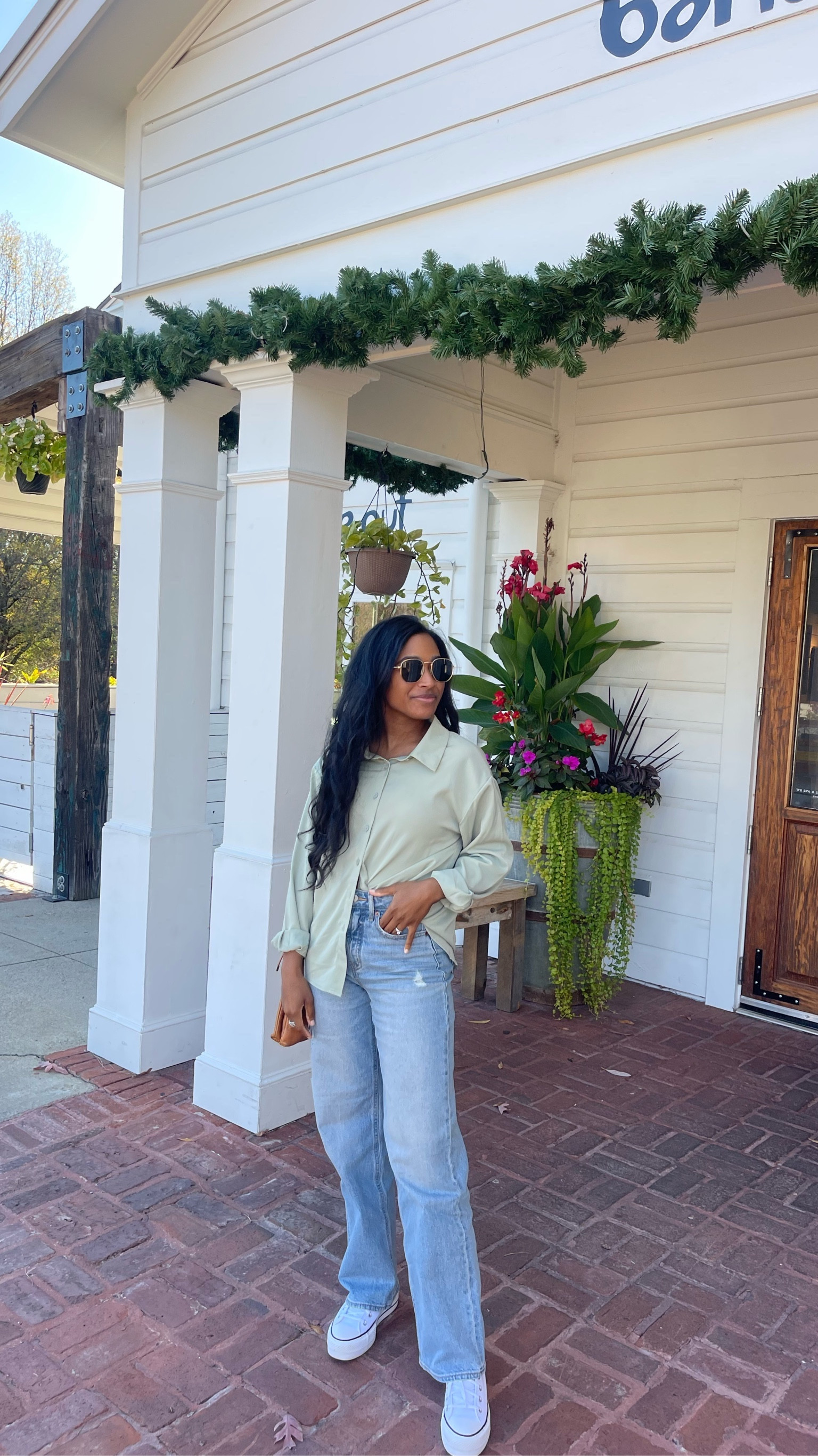 Love taco Tuesday! 

Have been loving these wide leg jeans from old navy! They are 35% off right now!!! 

#LTKSeasonal #LTKGiftGuide #LTKfindsunder50