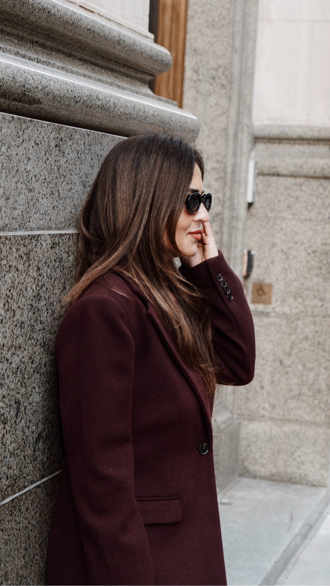 The 2026 Capsule Essential: The Brown Trouser 🤎

I’m showing you exactly how to take one pair of brown trousers and turn them into a full winter wardrobe. For 2026, we’re moving away from “fast fashion” and into Intentional Styling—>investing in quality silhouettes that command a room.

From Quiet Power Dressing at the office to an elegant Monochrome date night look, these trousers are the only staple you need this season.

☕️ Look 1: Tonal Layering (The Chocolate Fondant Aesthetic)
✨ Look 2: Romantic Textures & Silk Ruffles
🌿 Look 3: Earthy Contrast (Sage + Cocoa)
🤎 Look 4: Deep Monochrome for an “Old Money” silhouette
🧥 Look 5: The Ultimate Camel & Chocolate Layering

Which looks are you claiming for 2026? Vote 1, 2, 3, 4, or 5 in the comments! 👇🏼

#WinterStyle2026 #QuietPowerDressing #BrownTrousers #CapsuleWardrobe #OldMoneyAesthetic#LTKHoliday

#LTKootd #LTKPetite