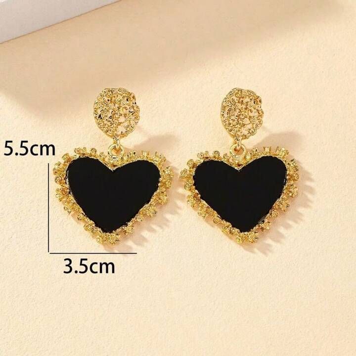 1 Pair Of Simple Love-Shaped Earrings, Fashionable, Light And Luxurious, Ladylike Retro Hong Kong... | SHEIN