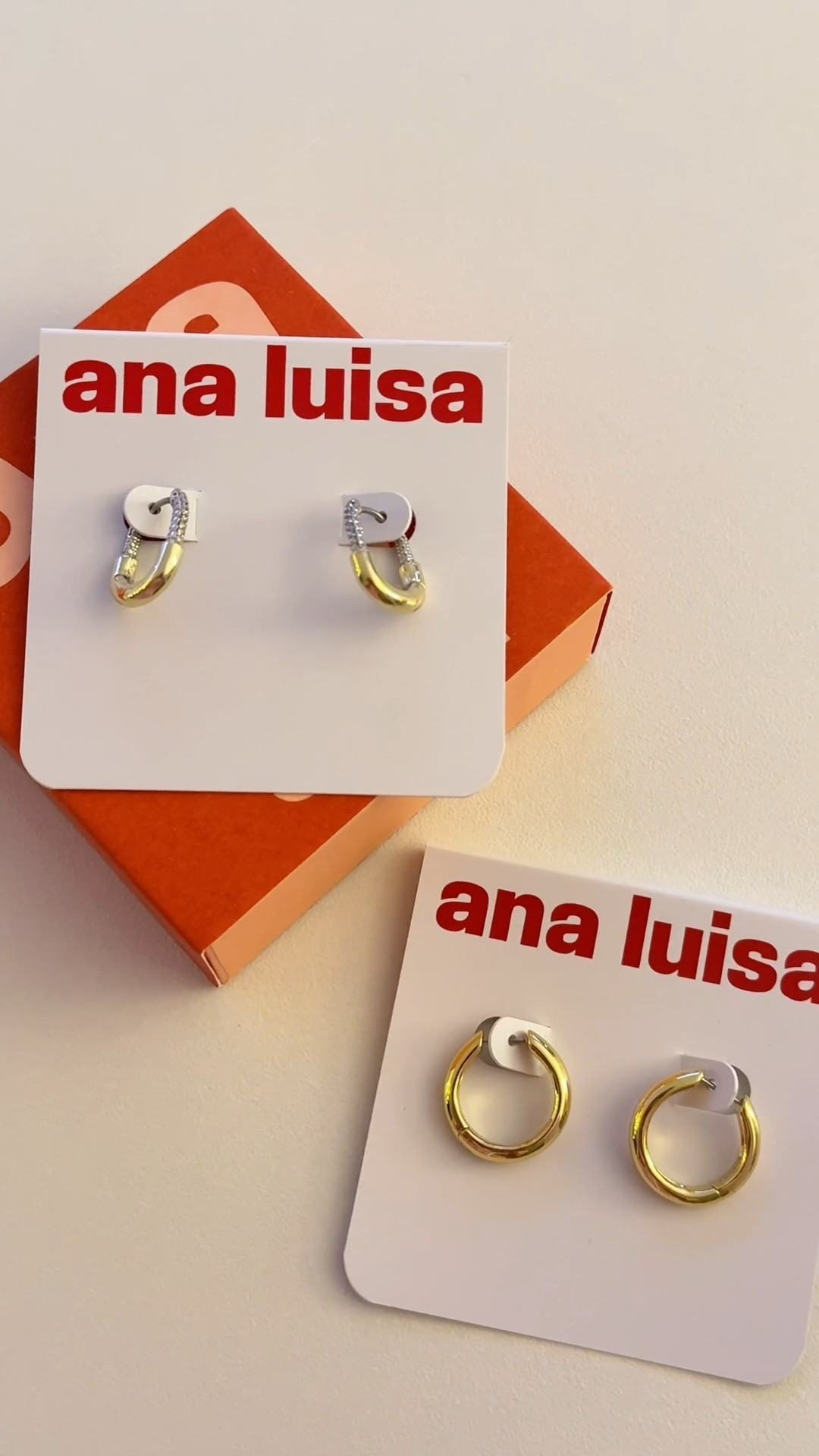 Shop the Ana Luisa Holiday Sale NOW & get up to 30% off + FREE diamond studs! ✨

Shop my favorite picks at the links below! 

#ad #giftguide #analuisa #liketkit #analuisaambassador #holidaysale #salefinds #salealert #under100 #under50 #bestdeal #earrings #jewelry

#LTKHoliday #LTKGiftGuide #LTKSaleAlert
