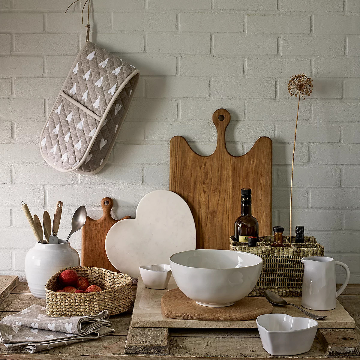 Marble Heart Board | The White Company UK & ROW