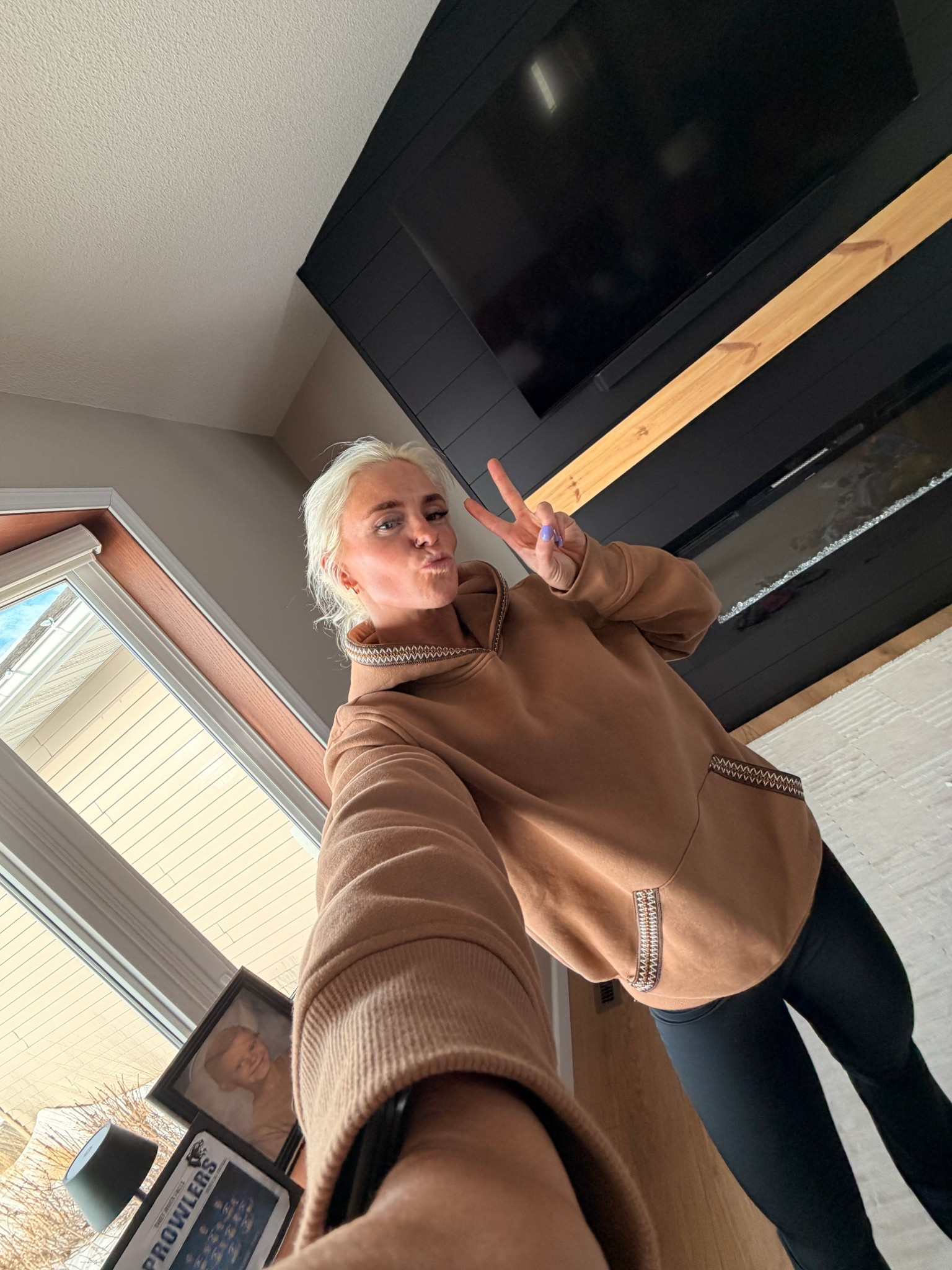 UGG Tazzman Hoodie! Men’s sizing!! I went with an XS, I’m usually a S - super comfy! 

#LTKMens #LTKootd