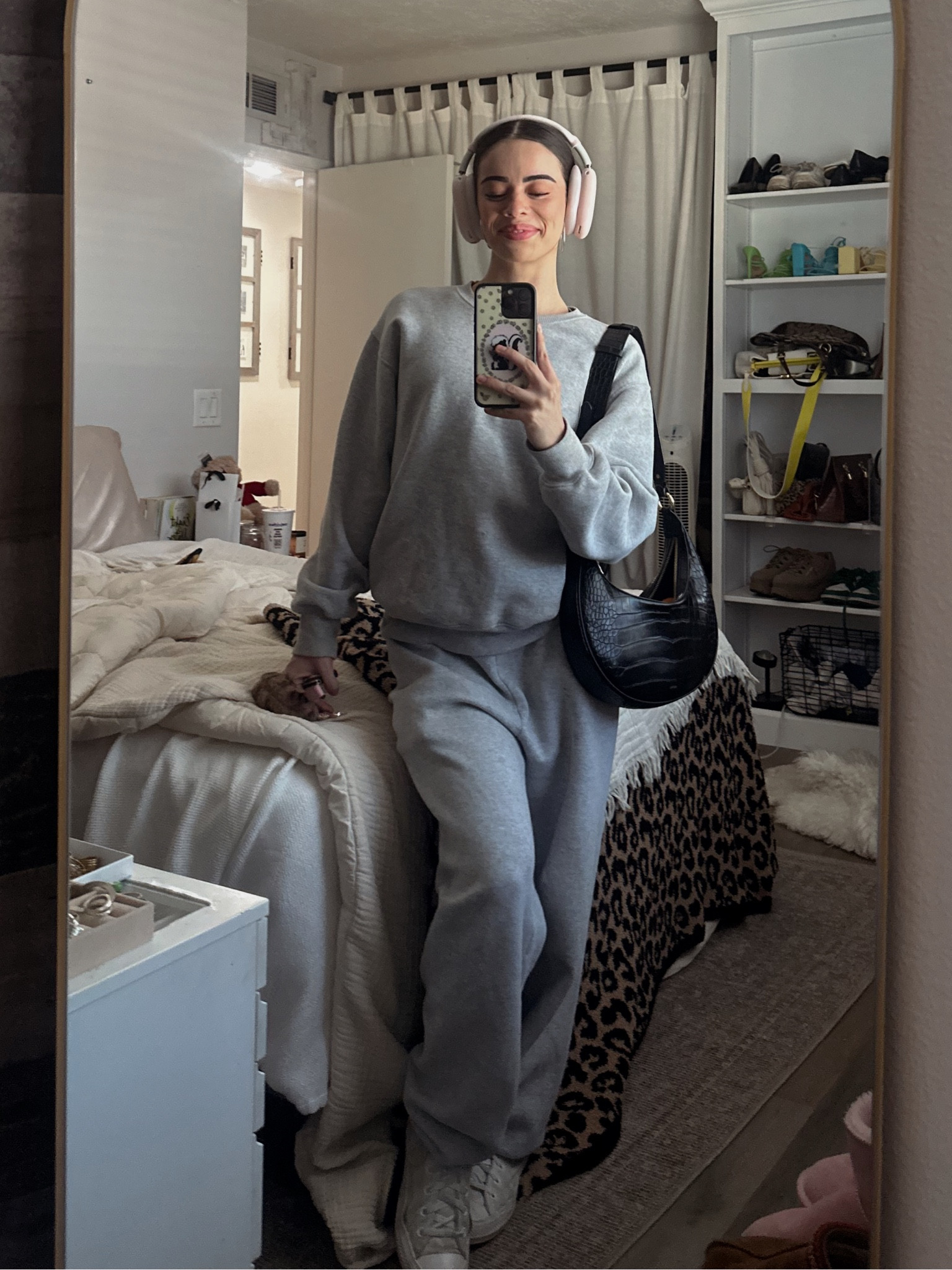 casual but the most comfiest sweatsuit 🩶

#LTKstyletip #LTKfitness #LTKhome
