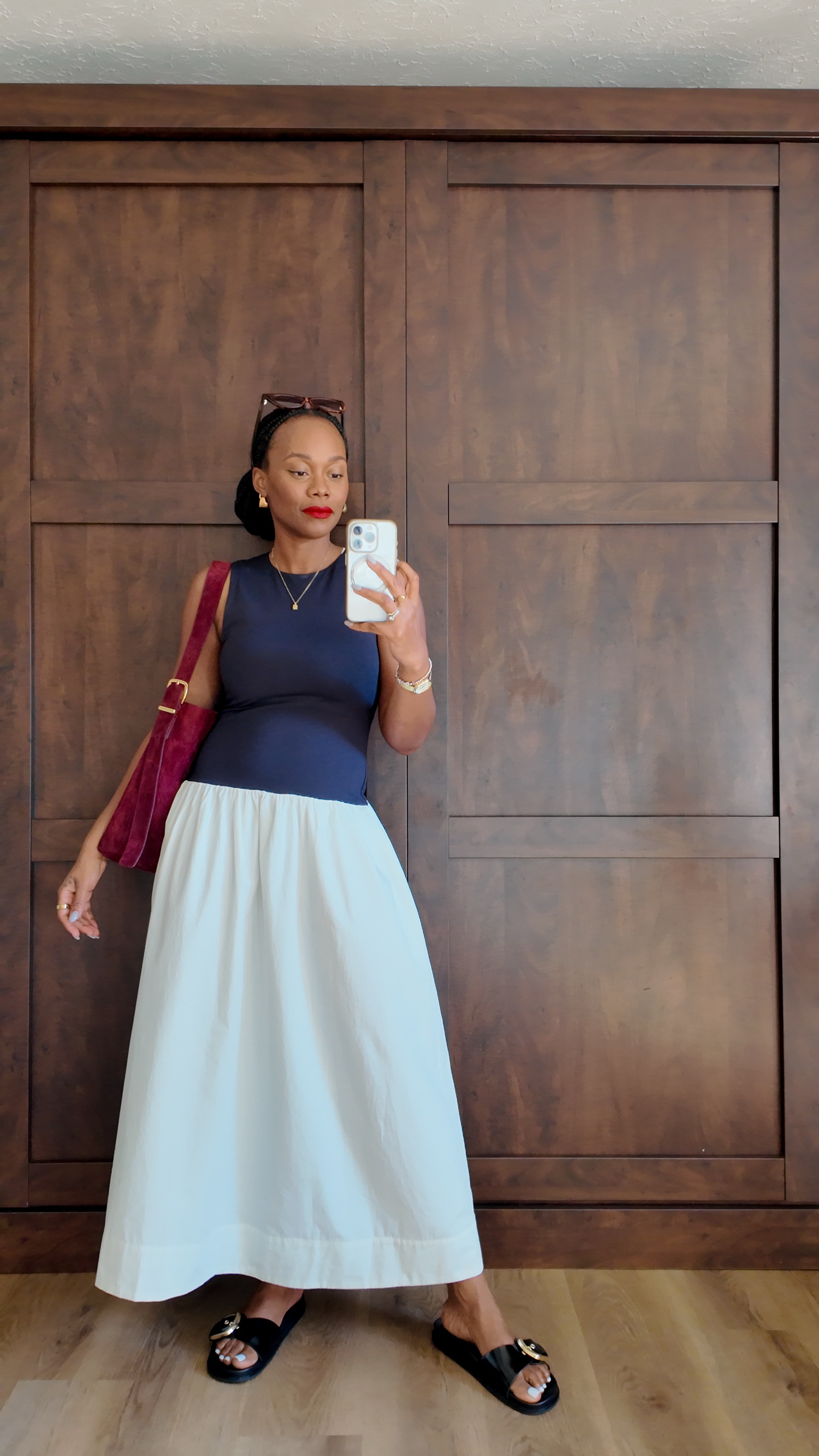 Sorry to those of you who have real season. Get this aritzia drop waist dress anyway and save it for when it’s warm enough. I love that it can be dressed up or down. 