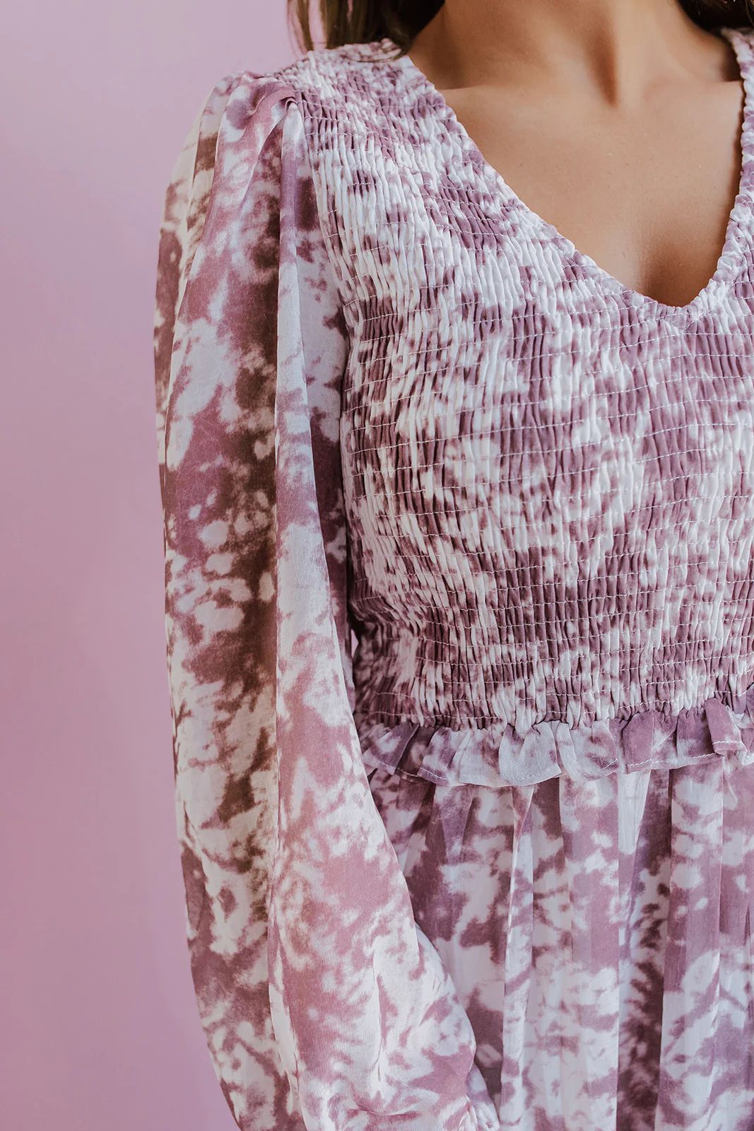 THE MILA SMOCKED MIDI DRESS IN MAUVE TIE DYE | Pink Desert