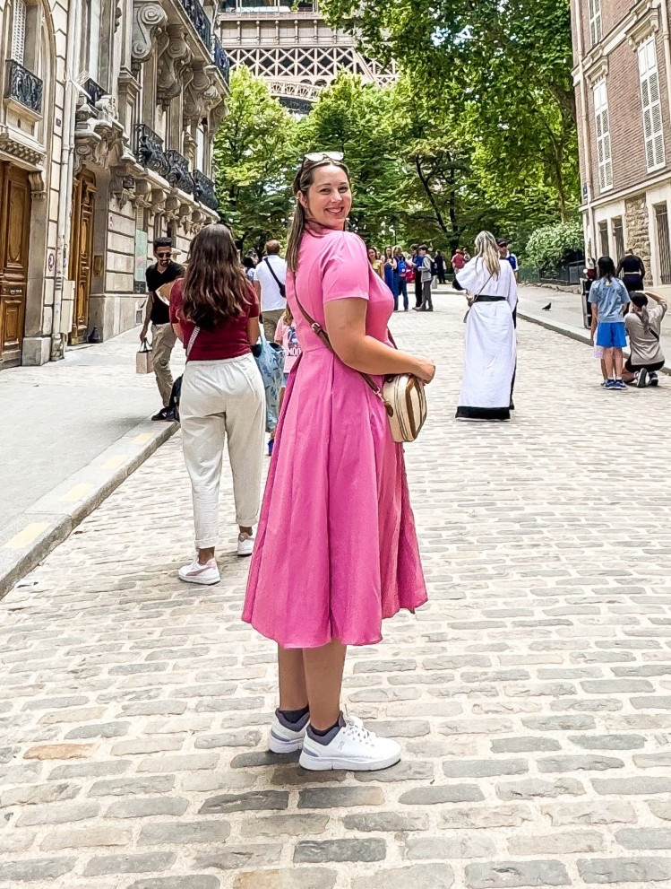 Hey besties! 🫶🏻 just wanted to take a chance to introduce myself here! My name is Melissa and I’m just a girl trying to live the soft girl life in a chaotic environment

Things I love:
Reading 
Travel 
Clothes/styling outfits 
Disney parks 
Drawing 
Running
True crime

For style, I’m a midsize 10-12 hourglass shape size in most clothes (size large,10,31) and size 9 in shoes. My style is all about classic but feminine girly style with hints of coastal and grandmillennial 

I hope you follow along and find some new outfits that you love as well. You can also follow along on Instagram @melissa.leighs and TikTok @melissaleighh

#LTKStyleTip #LTKTravel #LTKMidsize