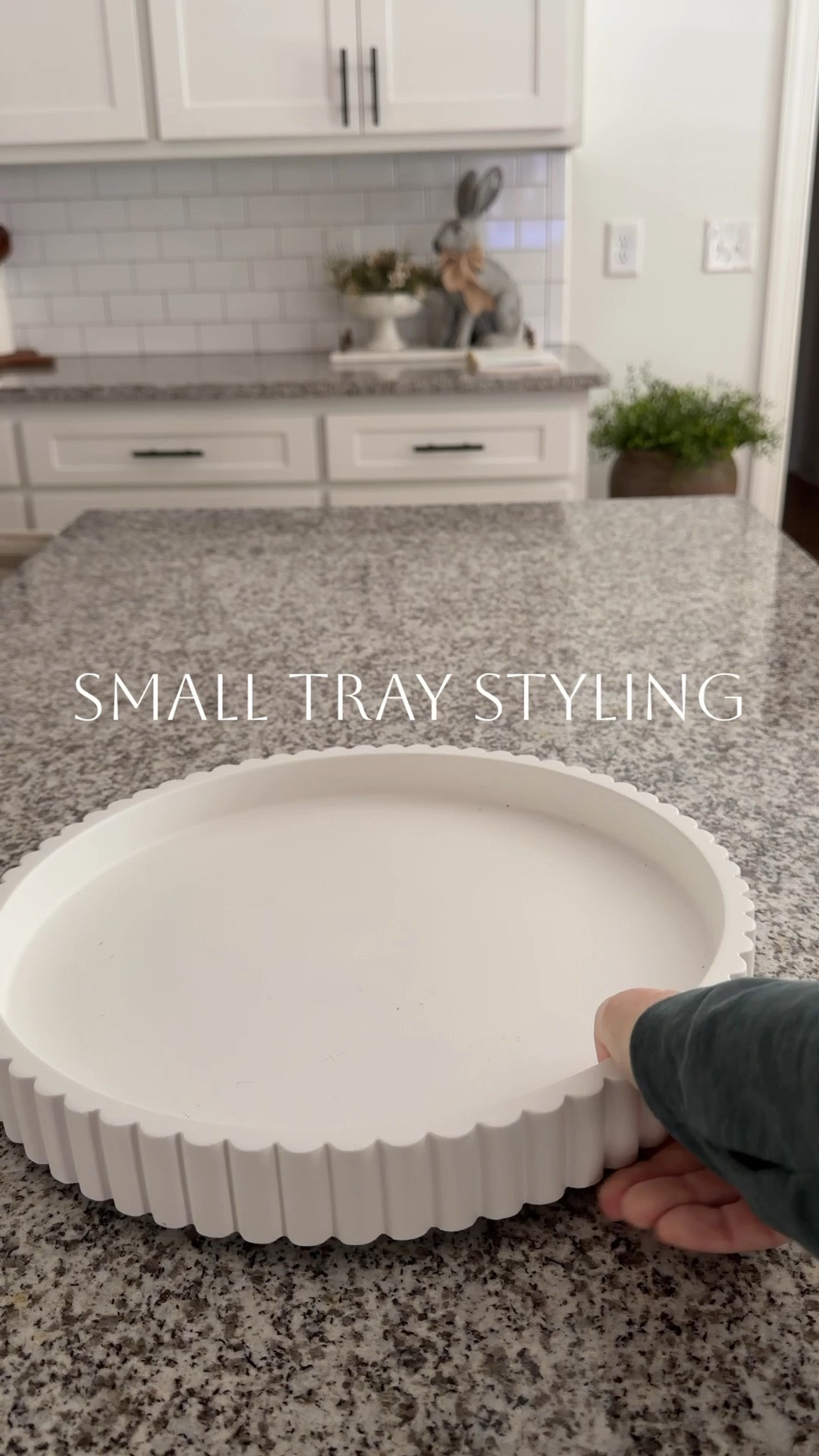 Limited on space? I got you! This tray may be small but it can still make a big statement! This draping berry stem is a favorite of mine. It’s so easy to just pop one in a vase and you instantly have a pretty floral look. The gold birds….they speak for themselves! I also added a little nest to complete the look  