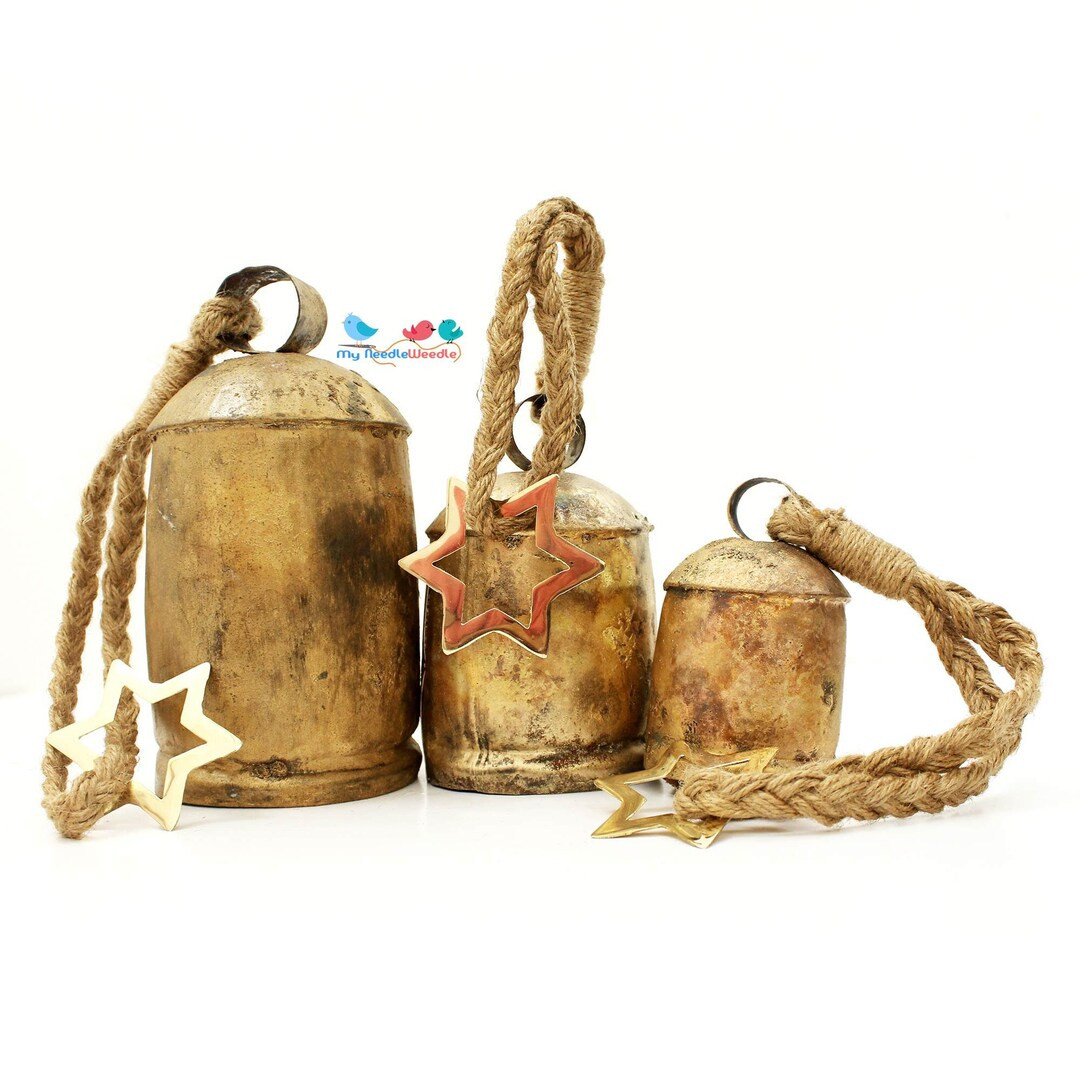 Rustic Christmas Wreath Cow Bells, Brass Star Charm on Jute Rope, Holiday Mantel Decor, Home Deco... | Etsy (US)