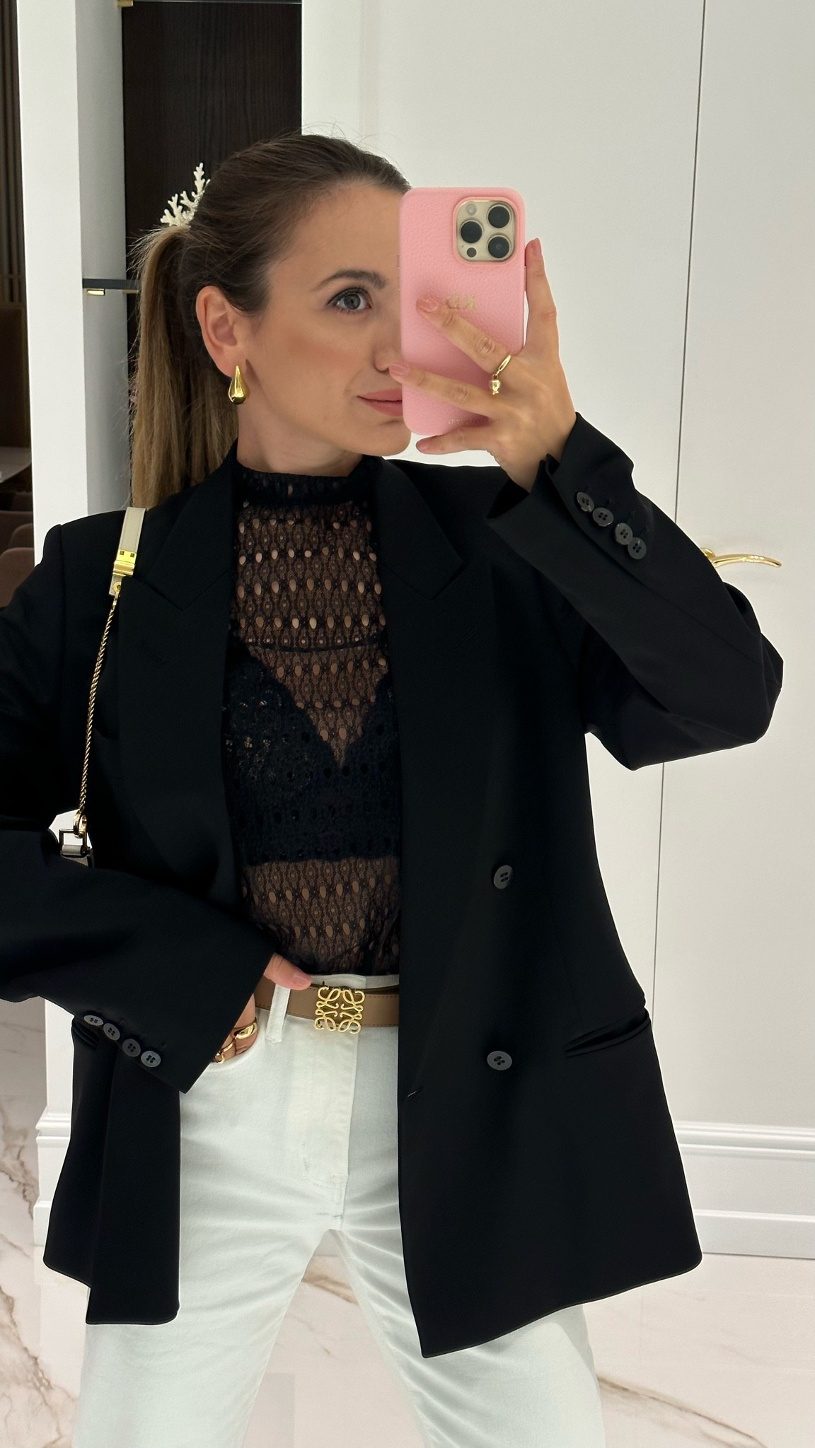 Black addicted 😍

Loewe and Philosophy in love 💌

 #AutumnLTKChallenge 

#LTKparties #LTKSeasonal #LTKstyletip