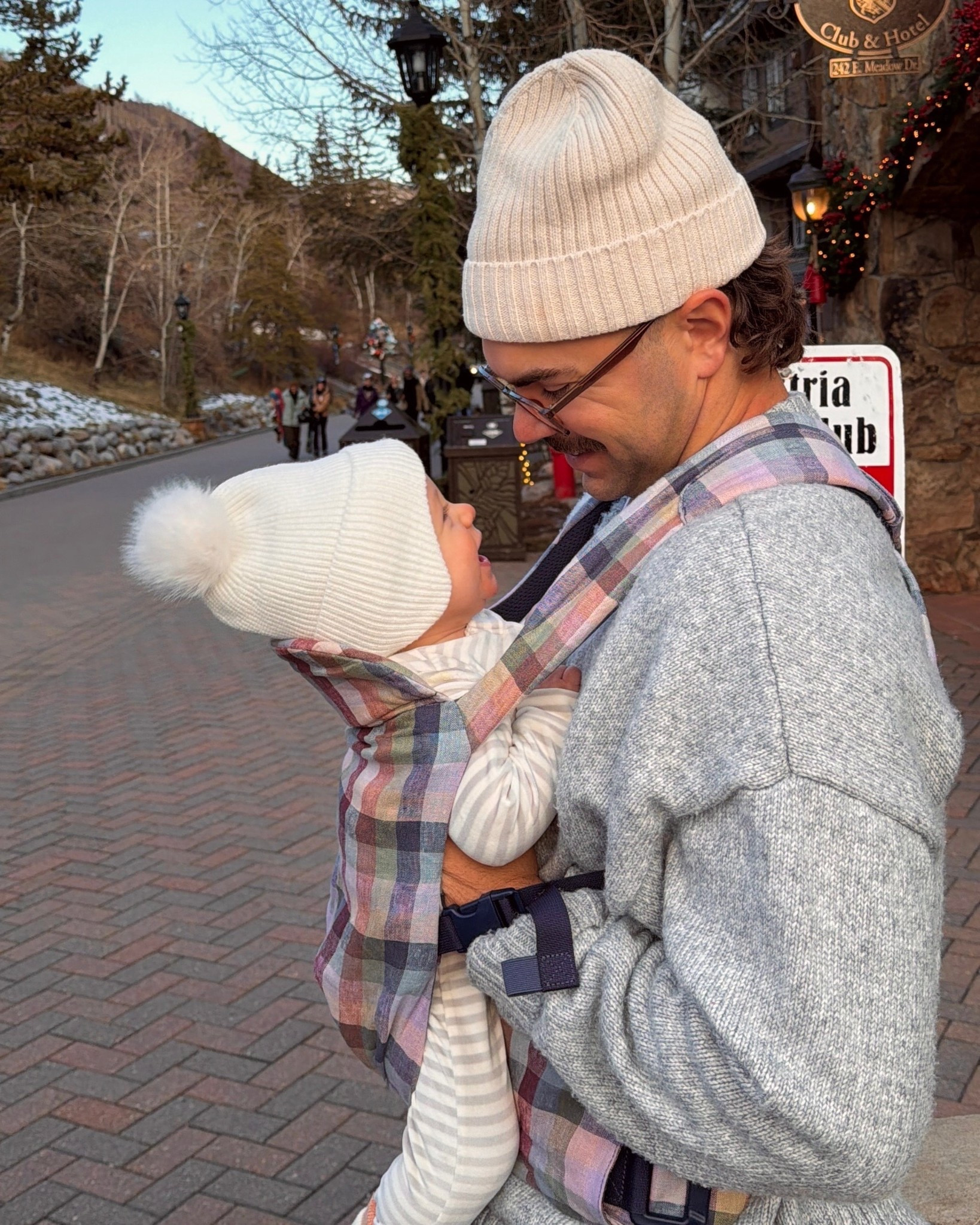 Family outing 💙❄️

#LTKdayinmylife #LTKMens #LTKBaby