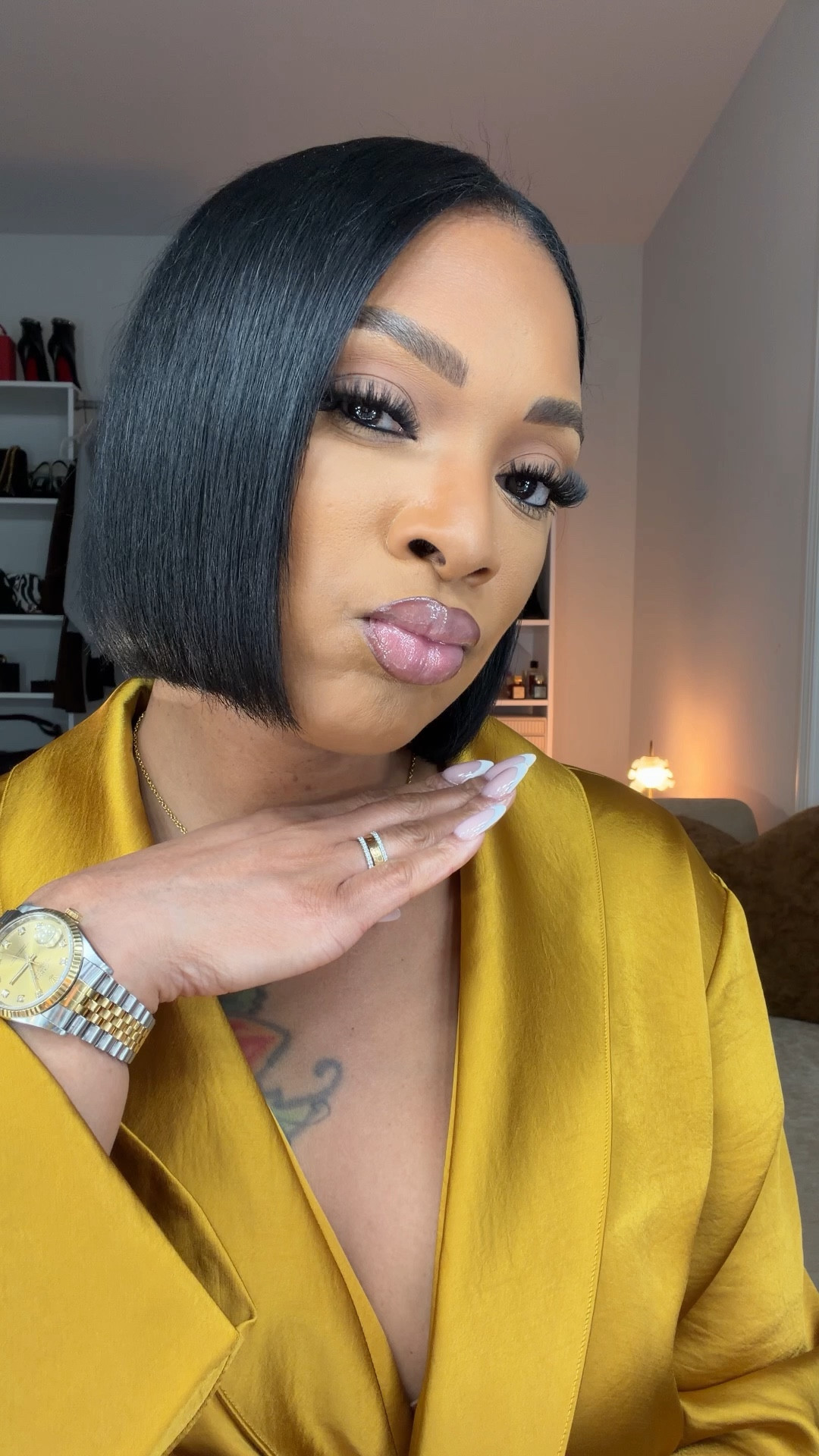 ✨GRWM ✨My favorite mink lashes ❤️
Been rocking these for a year the only ones I wear. Went from paying $160 to $15 & they give the same look + time back. Girl math says it’s basically free. @amazonfindsandfashion @Anthropologie 

#LTKgrwm #LTKBeauty #LTKselfcare
