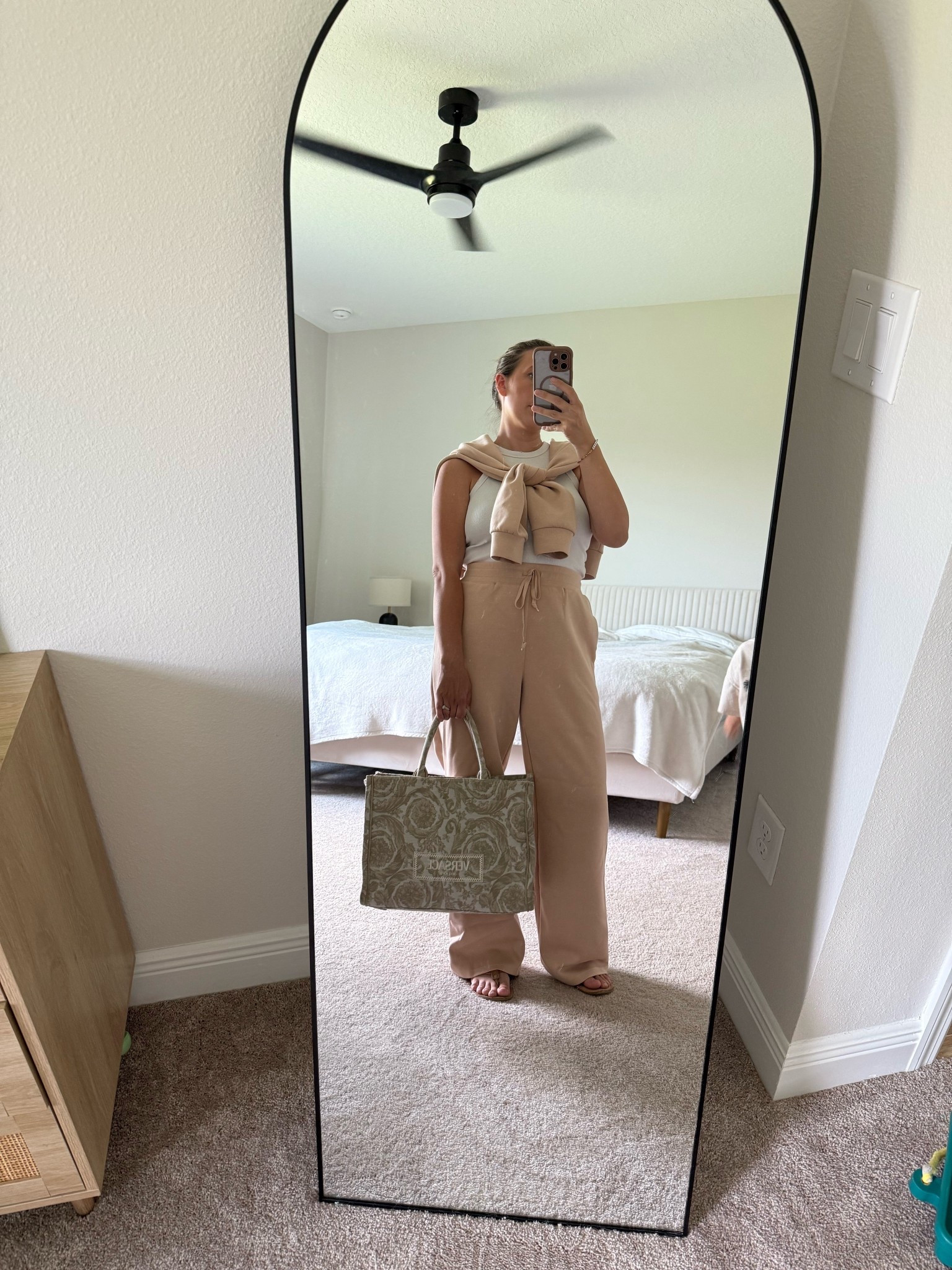 running errands with the boys in this comfy Amazon set ✨size M


#LTKFindsUnder50 #LTKItBag #LTKActive