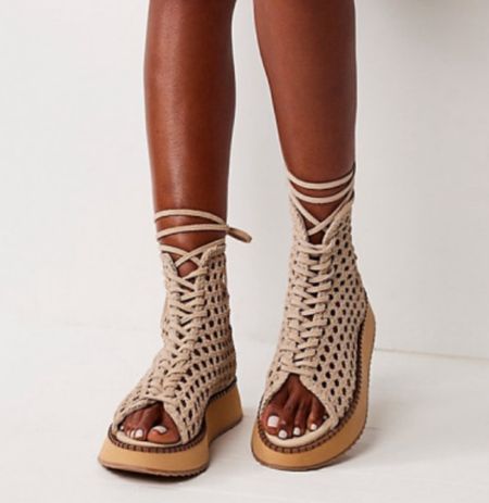 #shoes #sandals #crochetsandals #laceypsandals #peeptoe #freepeopleshoes #spring #summer

#LTKshoecrush