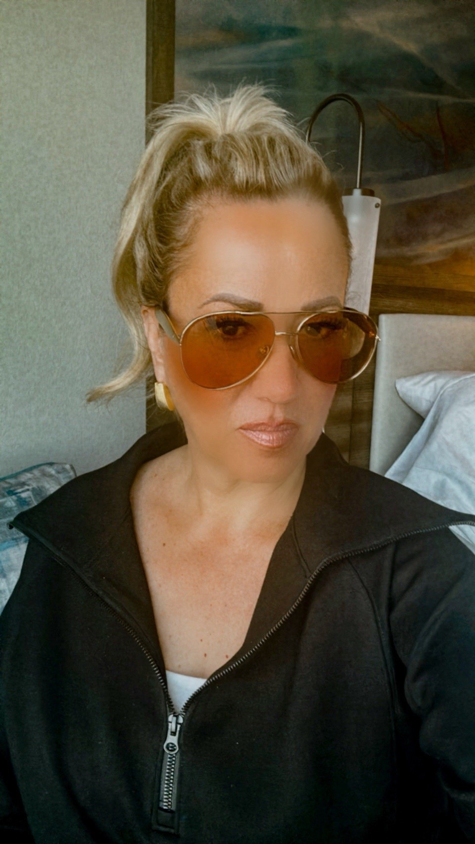 All the feels for these sunglasses.

Shop my sunnies on my
LTK account. 

#summer #sunglasses #coolgirlvibes

#LTKgrwm #LTKootd