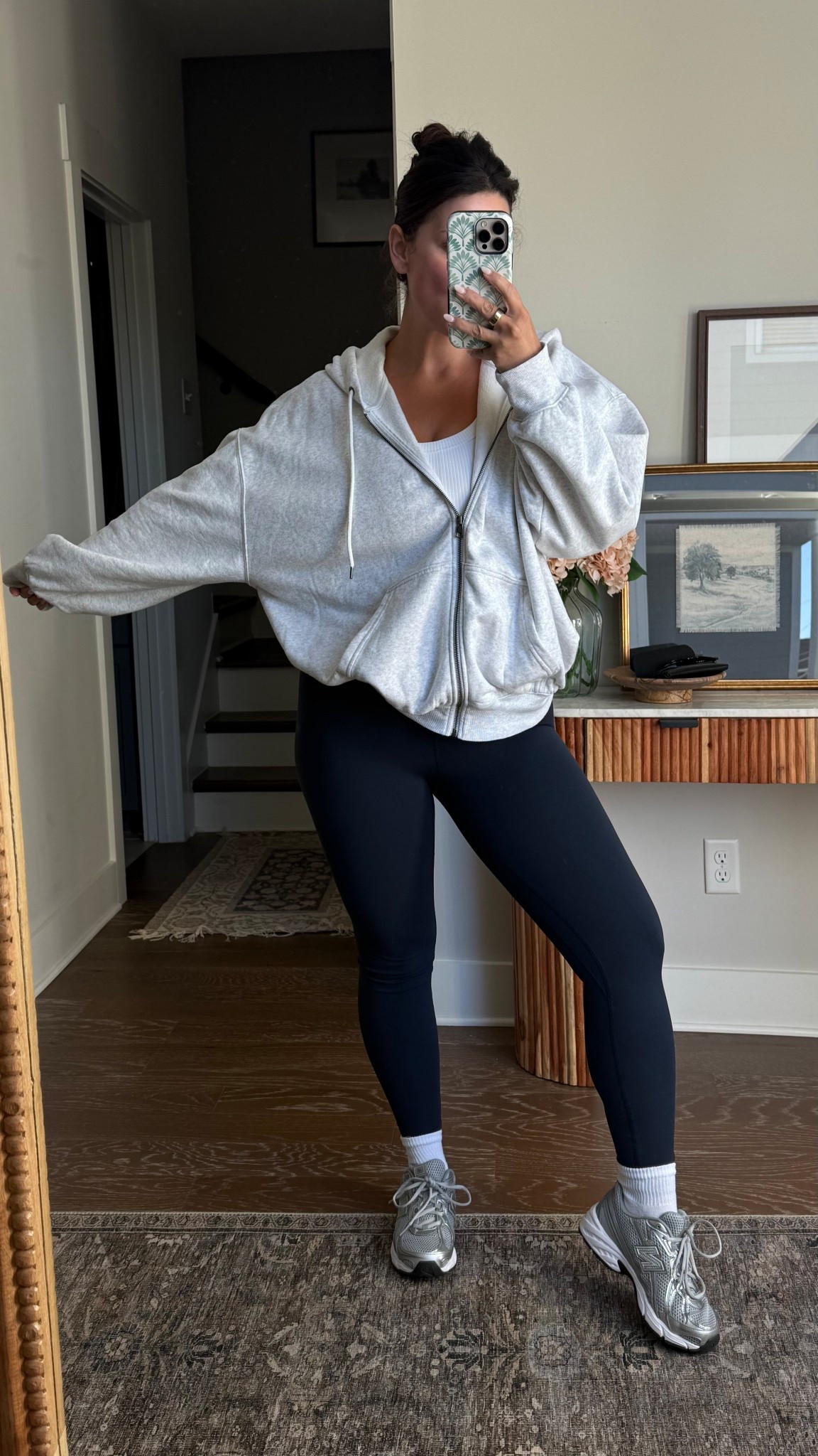 Size xl zip up!! Large bra and medium leggings! 

#LTKActive #LTKFindsUnder50 #LTKTravel