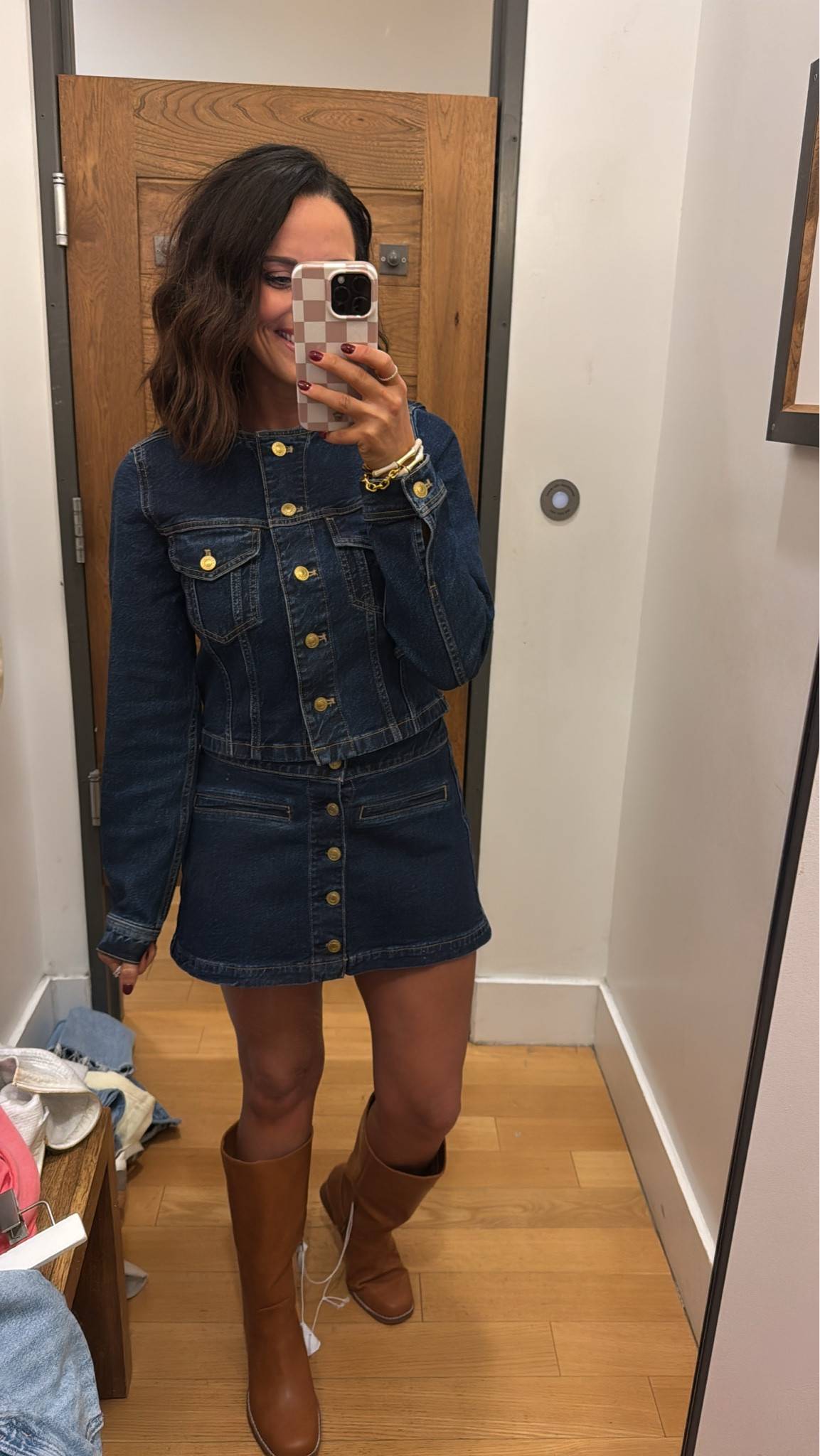 Yall! Look at this adorable jean set and brown boots! I'm obsessed so cute for date night, girls nights, concerts! Run to American Eagle. So perfect for concerts date nights girls night out fall fits mom outfit mom life outfit of the day cute American Eagle outfits mom approved cute women's fashion Vintage Pickin 

#LTKmomlife #LTKdayinmylife #LTKootd