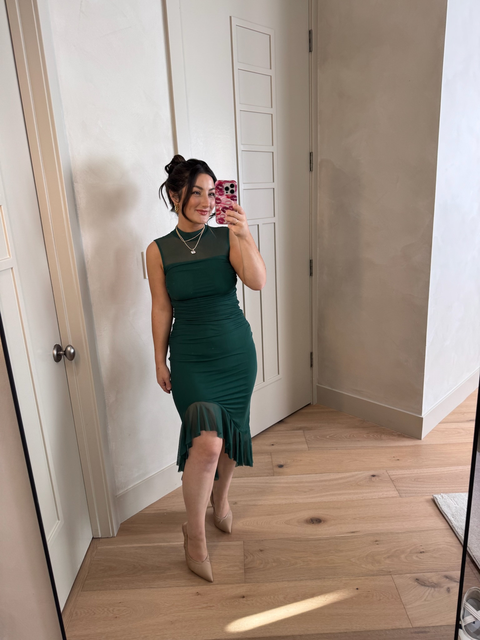 Petite friendly wedding guest or event dress! 

I'm wearing a size small 

(5'0" 140lbs) Petite friendly

#LTKSaleAlert #LTKPetite #LTKWedding