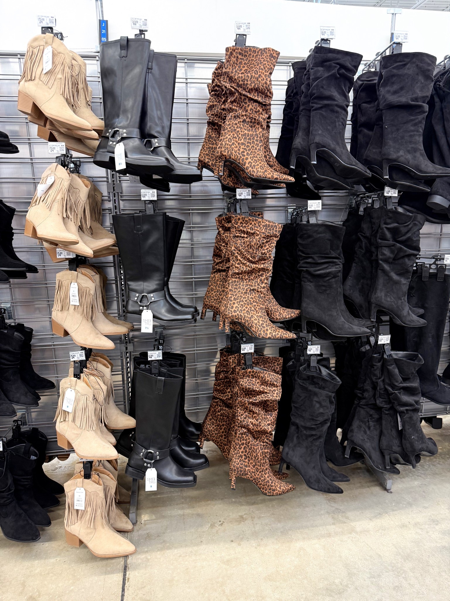Boot season is almost here and Walmart has you covered 👏🏻👀

#LTKShoeCrush #LTKStyleTip #LTKFindsUnder50