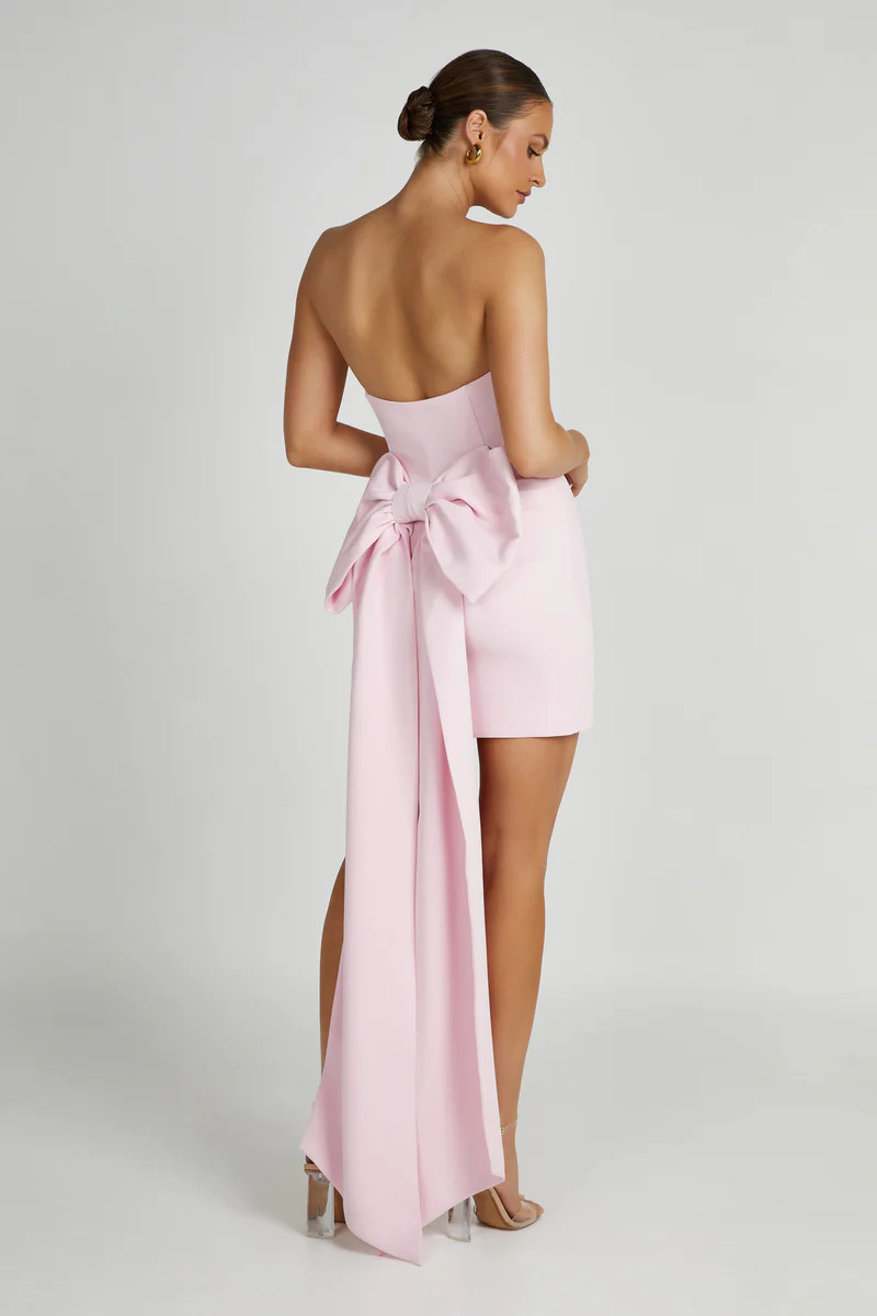 Meredith Strapless Bow Mini Dress - Blush Pink | Meshki (APAC)