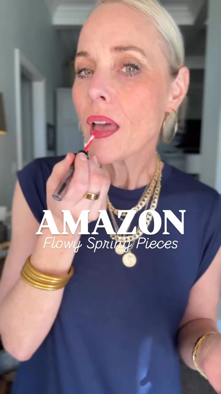 Spring styling made easy with these two flowy @zeagoo_official finds! 💙

This navy cap sleeve dress is the softest T-shirt material—perfect on its own for warm days or layered with a jacket when it’s cooler. And this blue & white boho maxi skirt? So comfy with its adjustable drawstring waist and the prettiest tiered flow!

Which one’s your fave? Let me know! ⬇️

#Zeagoo 
#ZeagooSS25 
#ZeagooSpringSummer 
#MidlifeStyle 
#SpringFashion 
#amazonfinds


#LTKWatchNow #LTKFindsUnder50 #LTKOver40