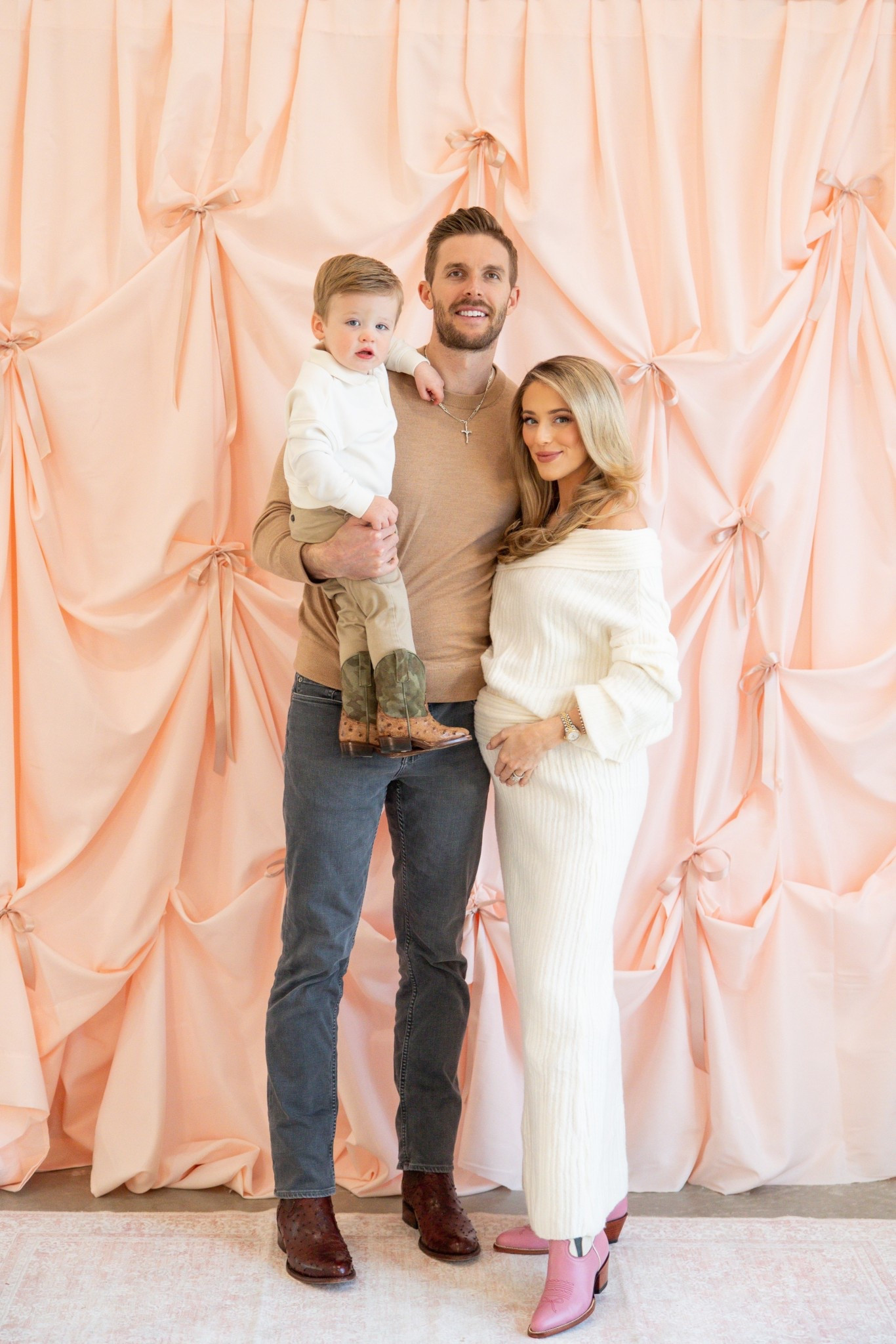 Family Photo Outfit
Amazon sweater Set
Toddler Amazon Essentials Polo

#LTKootd #LTKBaby #LTKKids