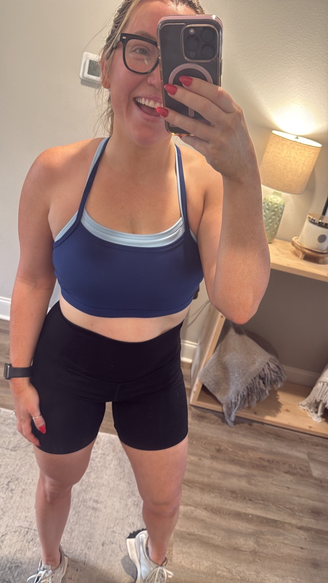 Happy Friday!!!! 💪 got my workout in this morning with my new favorite sports bra from @amazonfindsandfashion 🩵

#LTKActive #LTKmomlife #LTKfitnessgoals