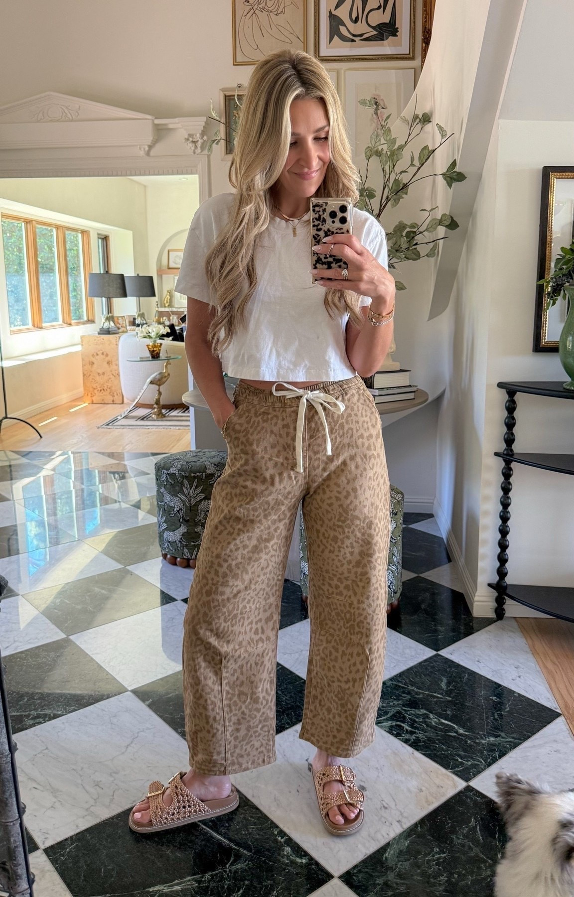 How cute are these barrel leg pants from Amazon?! They are so comfortable, have some stretch and land somewhere between jeans and sweatpants. A definite Amazon win. 👖

#LTKootd #LTKgrwm #LTKdayinmylife