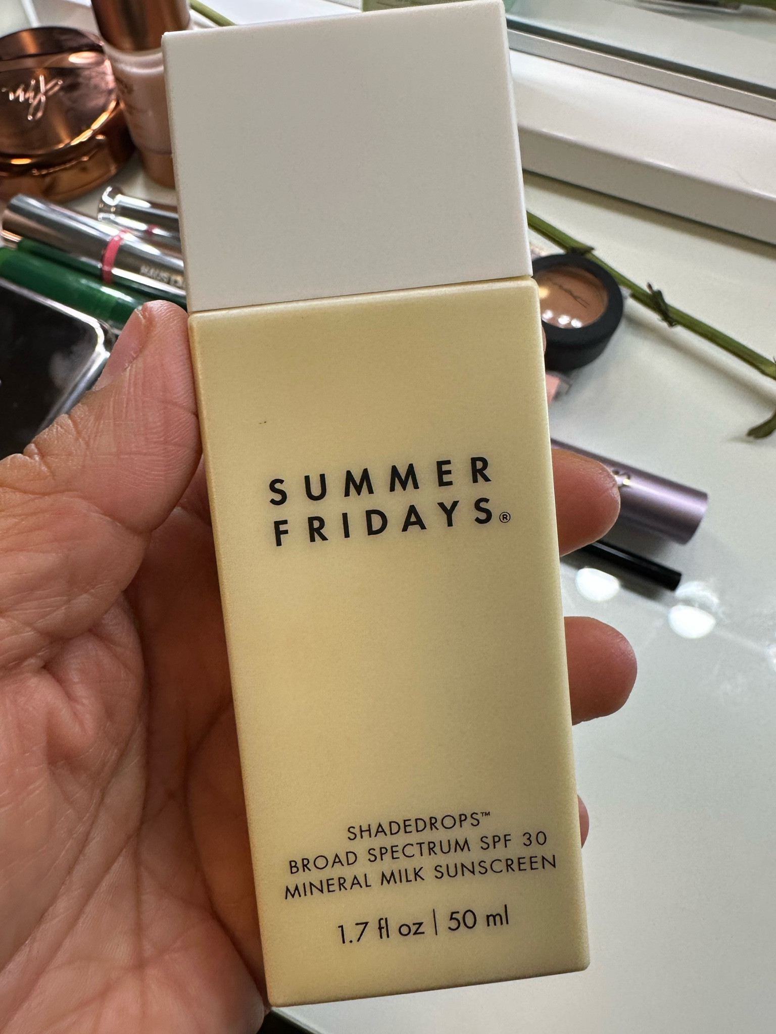 No white cast, No pilling
Perfect under makeup 

#LTKBeauty #LTKOver40