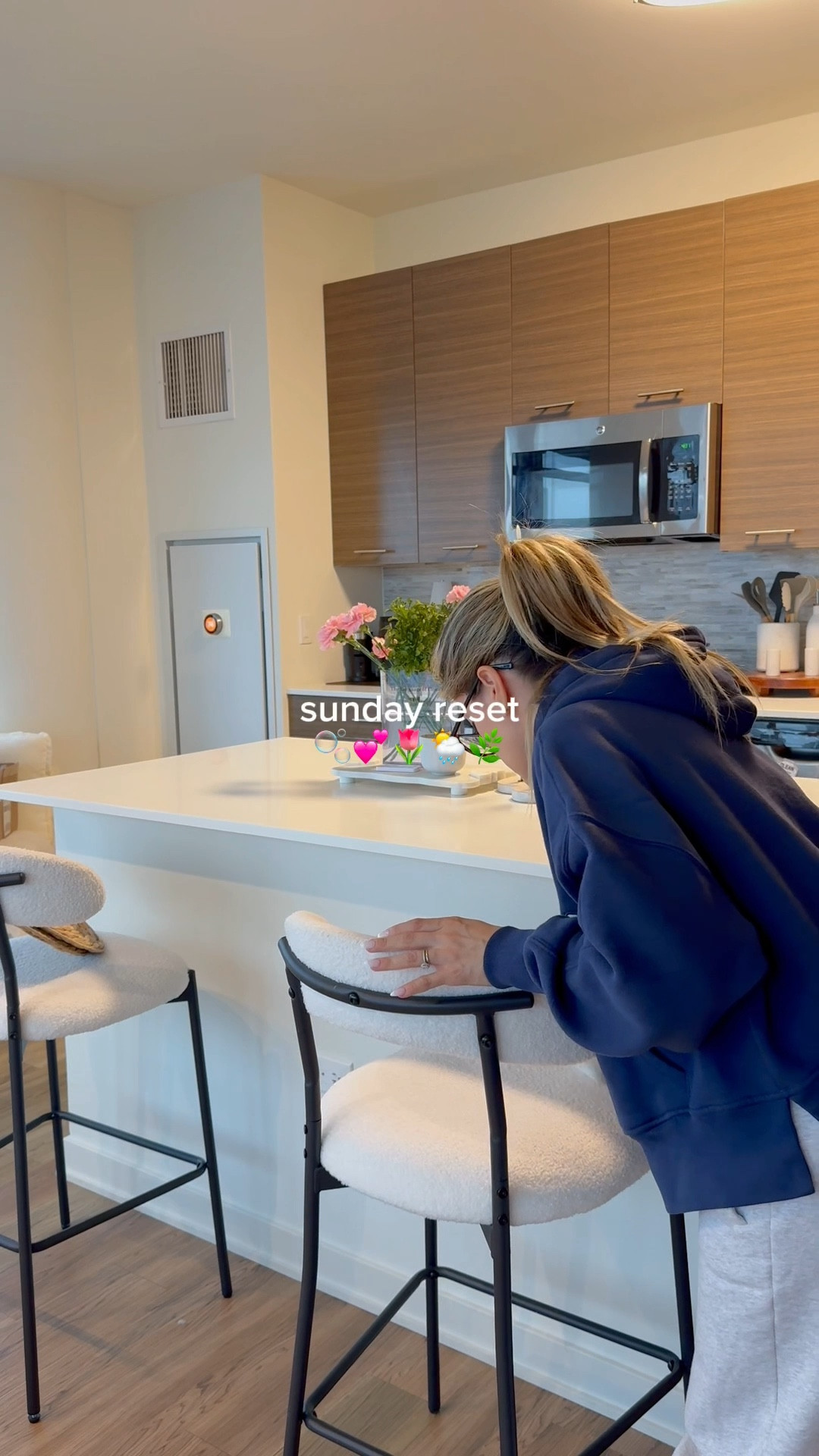 Apartment therapy
Home decor
Clean with me
Kitchen decor 
Living room


#LTKFindsUnder100 #LTKSaleAlert #LTKHome