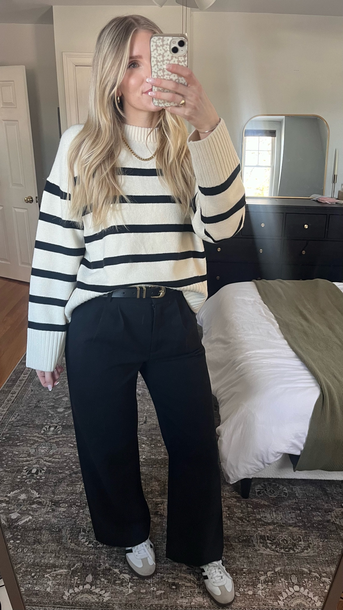 Neutral chic office outfit inspo - can never go wrong with a striped sweater and these Abercrombie sloane trousers 🤌🏼💋 

#LTKWorkwear #LTKStyleTip #LTKFindsUnder50