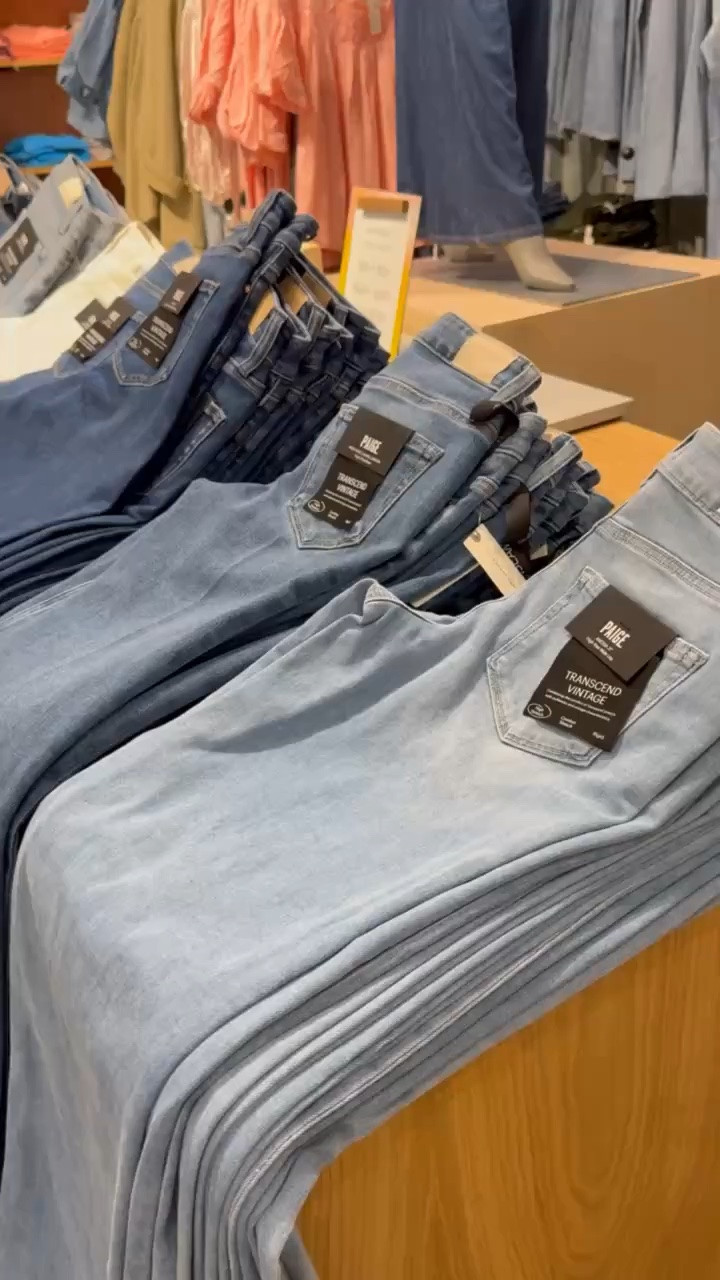 IYKYK! Paige denim is such a yes! I wear a 26 and y’all love them too!! 

*Use my code CATHERINE20 for 20% off Orders of $100+ at Anthropologie


 

#LTKdayinmylife #LTKSaleAlert #LTKmomlife