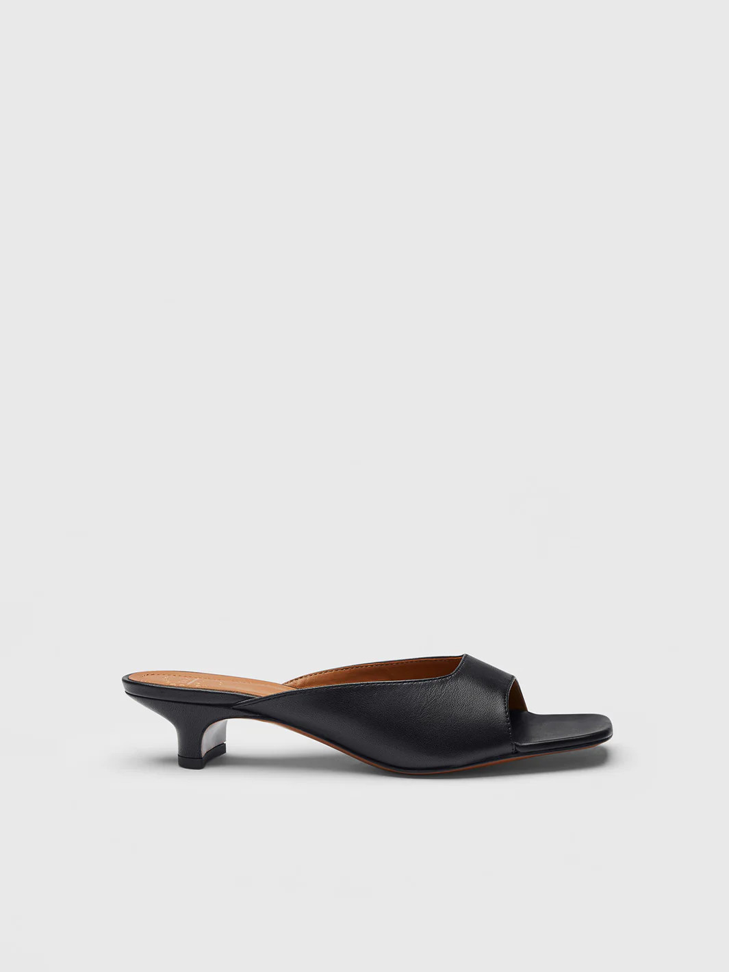 Tavenna Black Nappa Kitten heels | ATP Atelier | Official Site | ATP Atelier
