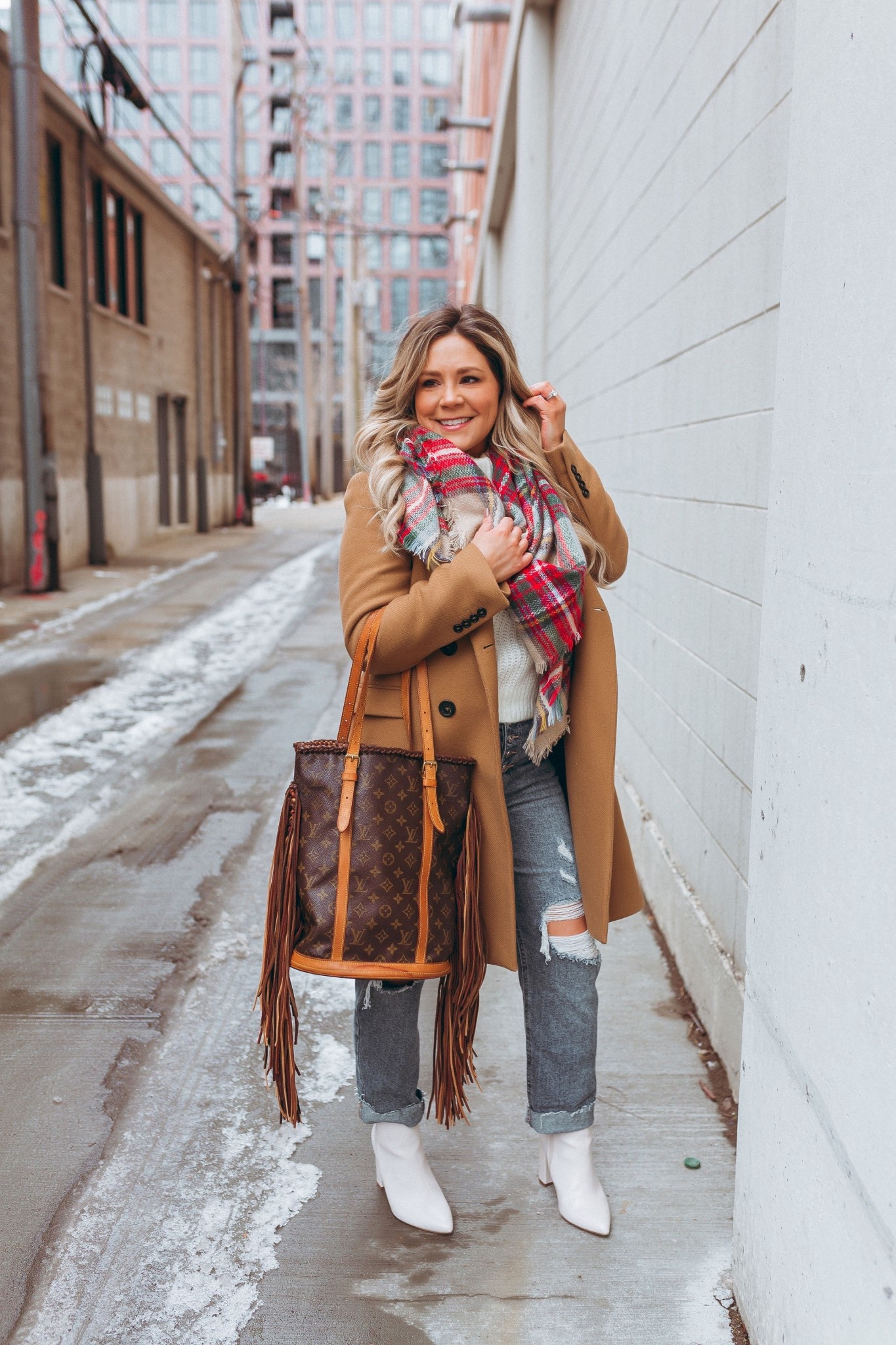 Sharing my favorite peacoat, jackets, scarfs, of the season and denim finds! 

Purse: vintage boho bags 

#LTKFindsUnder50 #LTKHoliday #LTKootd