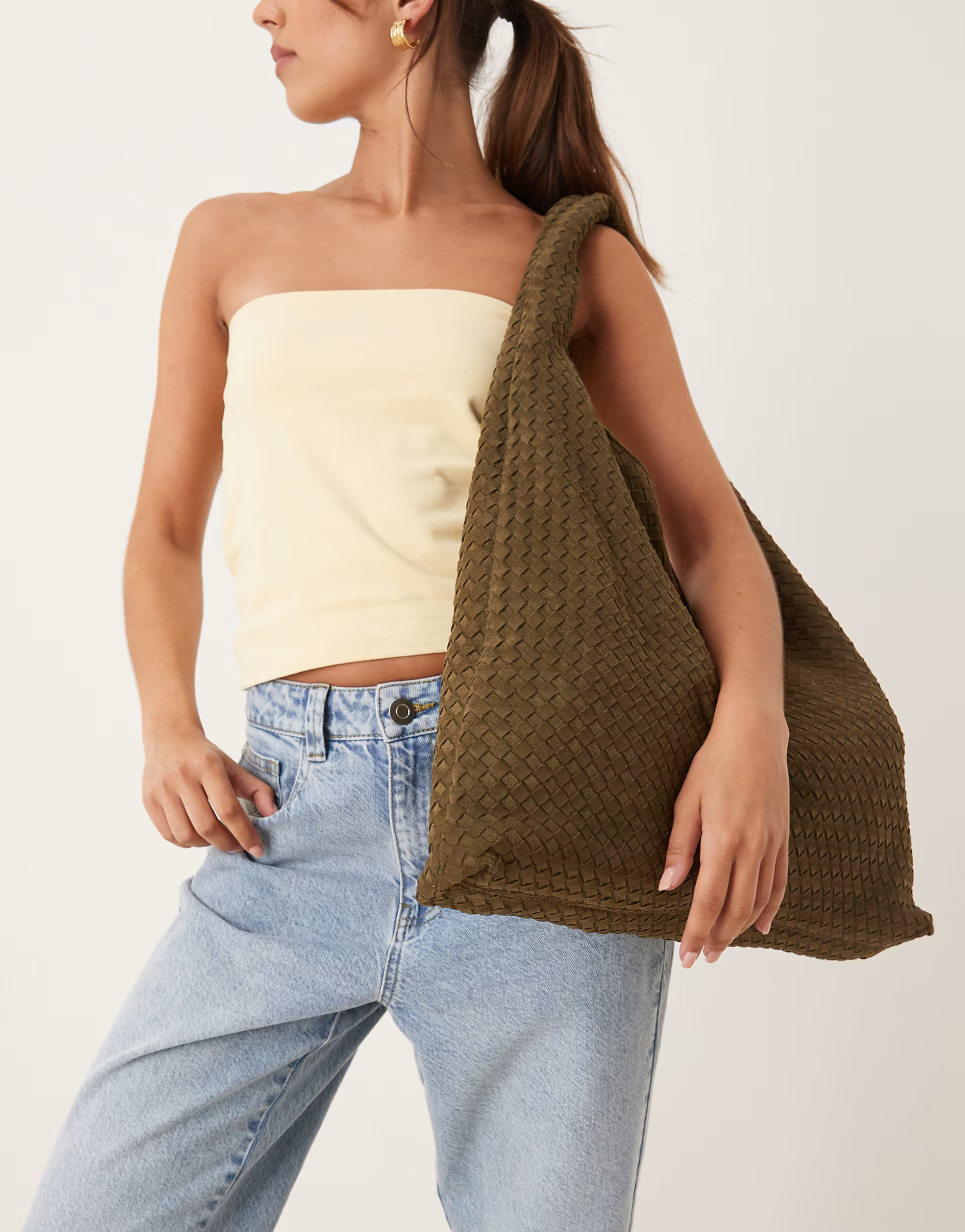 Gina Tricot large slouchy faux suede braided weave shoulder bag in dark khaki green | ASOS (Global)