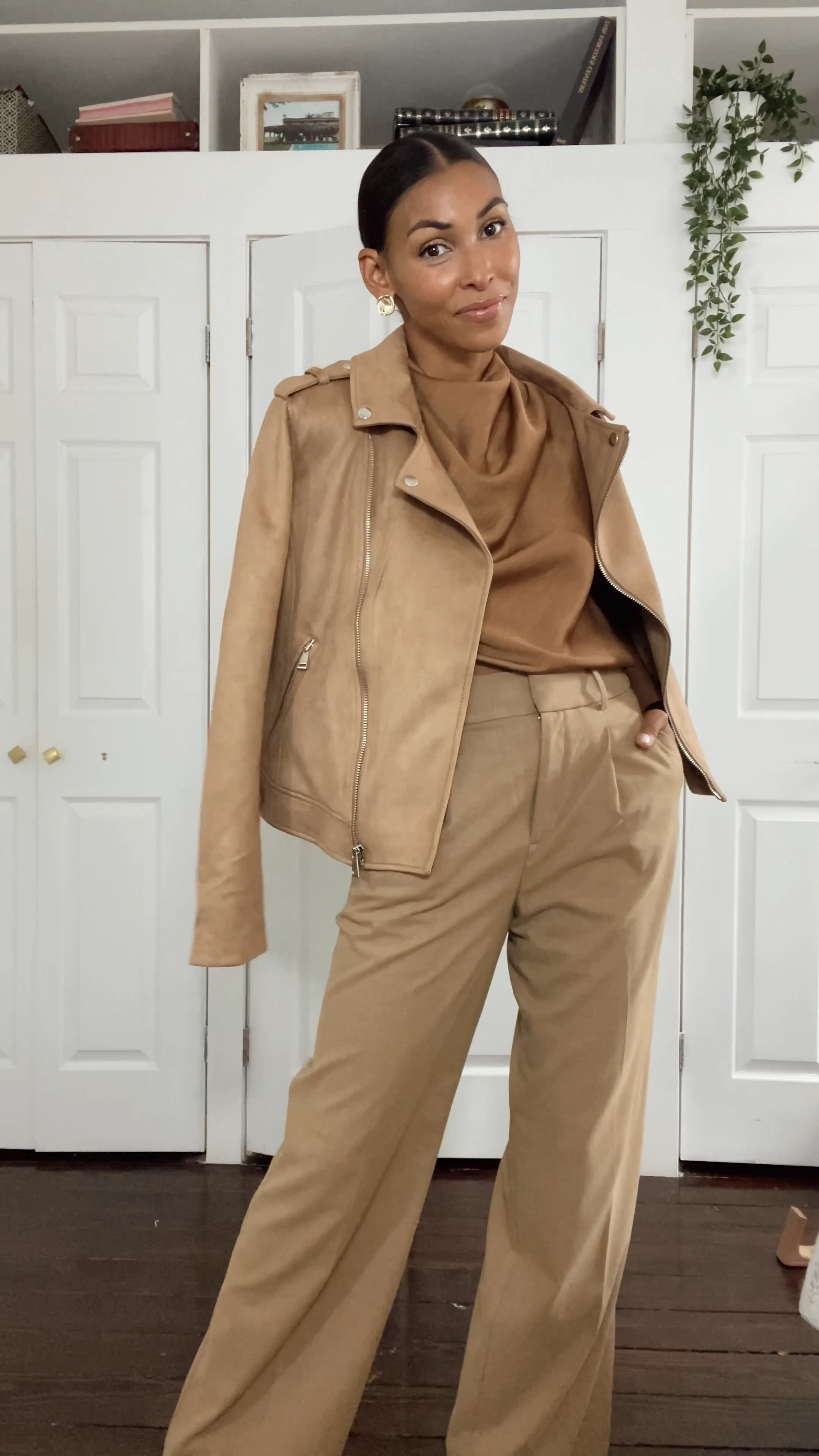 Need office outfit inspo? Here’s 3 @loft office looks that you can mix and match and incorporate with other pieces in your wardrobe✨
Look 1 — Modernize your suiting with plaid 
Look 2 — Leather is in full force this season — try a leather pencil skirt and blazer for a trendy office look 
Look 3 — Go for a monochromatic look with slacks, silk top and a faux suede moto jacket — another cool and chic outfit. 

#LTKstyletip #LTKworkwear #LTKunder100