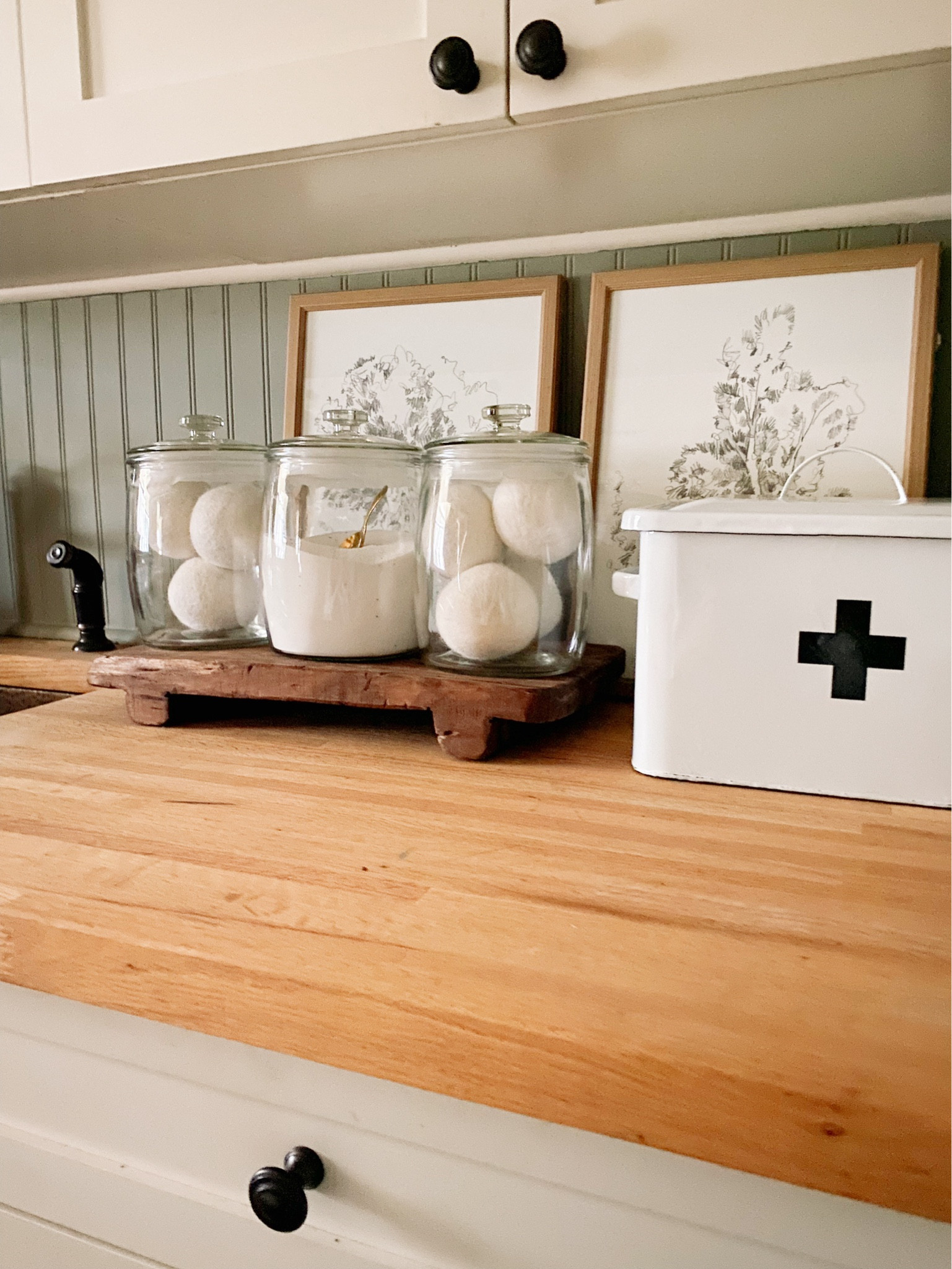 Laundry room decor, laundry room inspo, Amazon laundry room, target home decor 

#LTKStyleTip #LTKSaleAlert #LTKHome