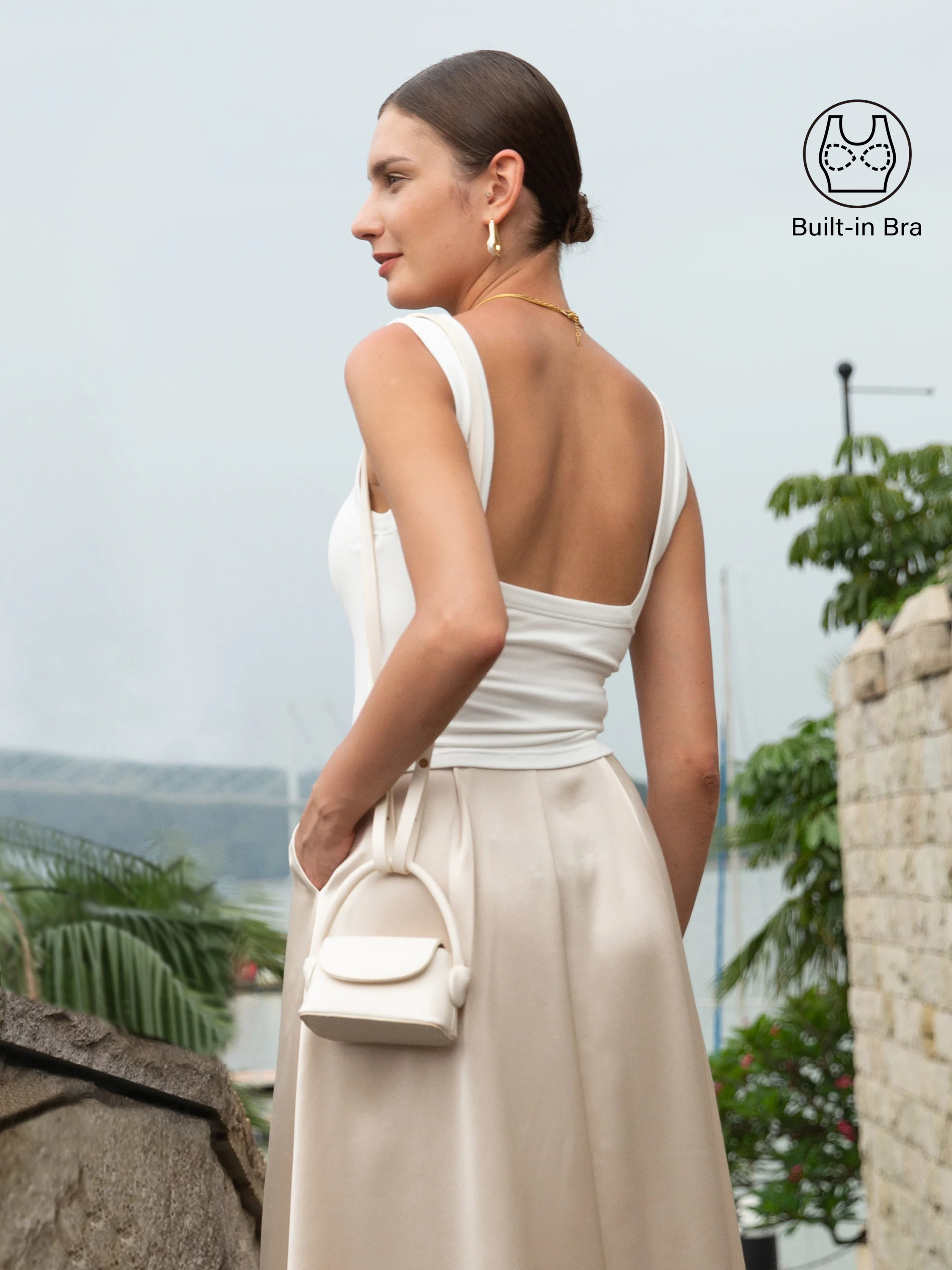 Slinky Square Open-Back Brami Tank Top | OGLmove