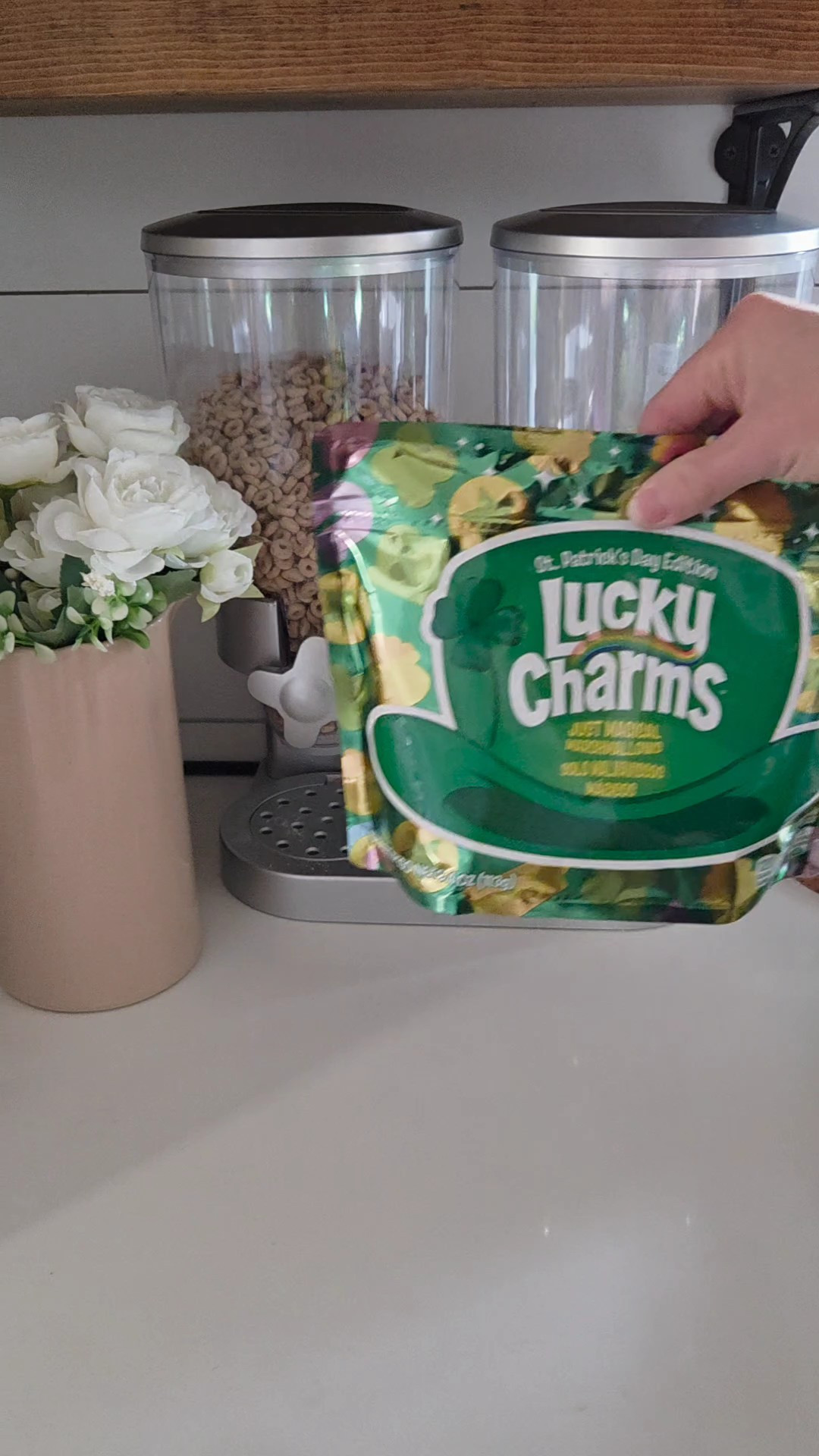 They're back 😋🍀🌈🌟

