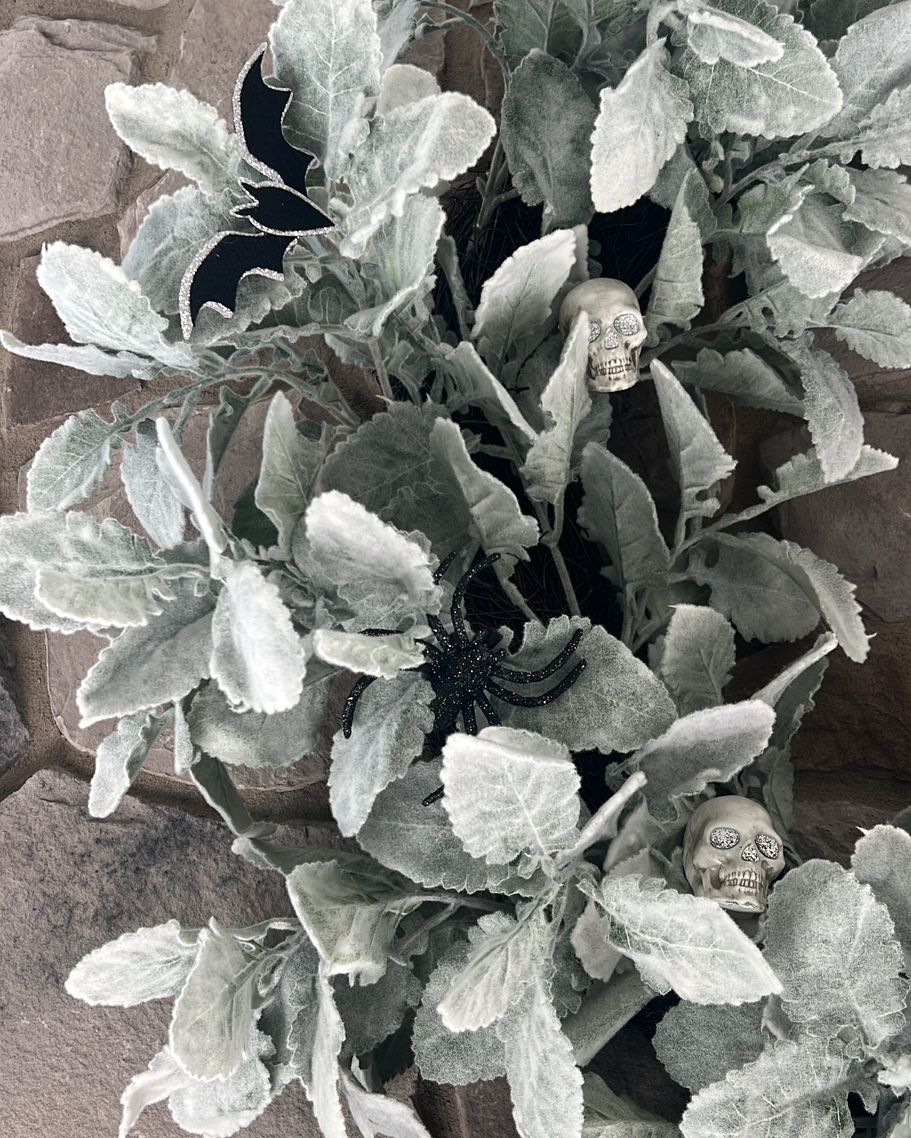 Proof you don’t need a new wreath for every holiday.

Just a few clip-ons and my all-season wreath is Halloween ready!

#LTKSeasonal #LTKHome