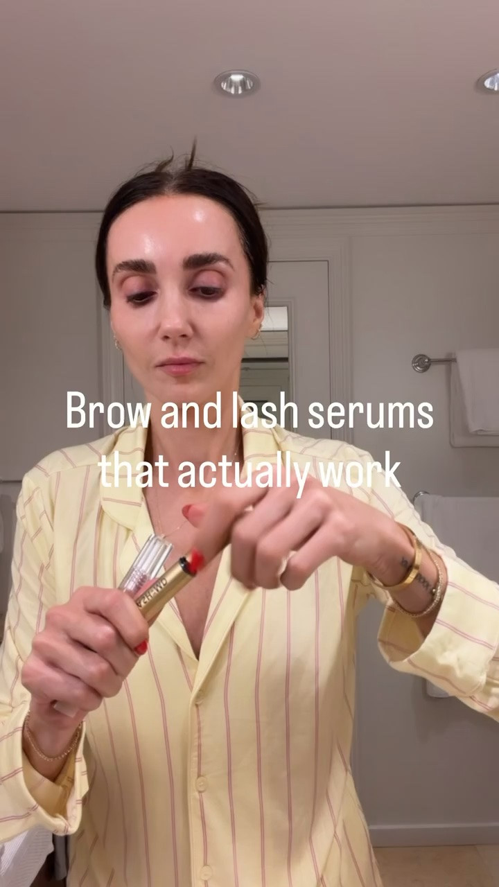 The lash and brow serums I keep repurchasing because they actually deliver. If you’re trying to grow fuller brows and longer lashes, these are the ones worth adding to your routine.

Lash serum, Brow serum, Beauty favorites, Anti aging beauty, Longer lashes, Fuller brows, Everyday beauty, Skincare routine, Beauty must haves, annabrstyle

#LTKootd #LTKSeasonal #LTKOver40