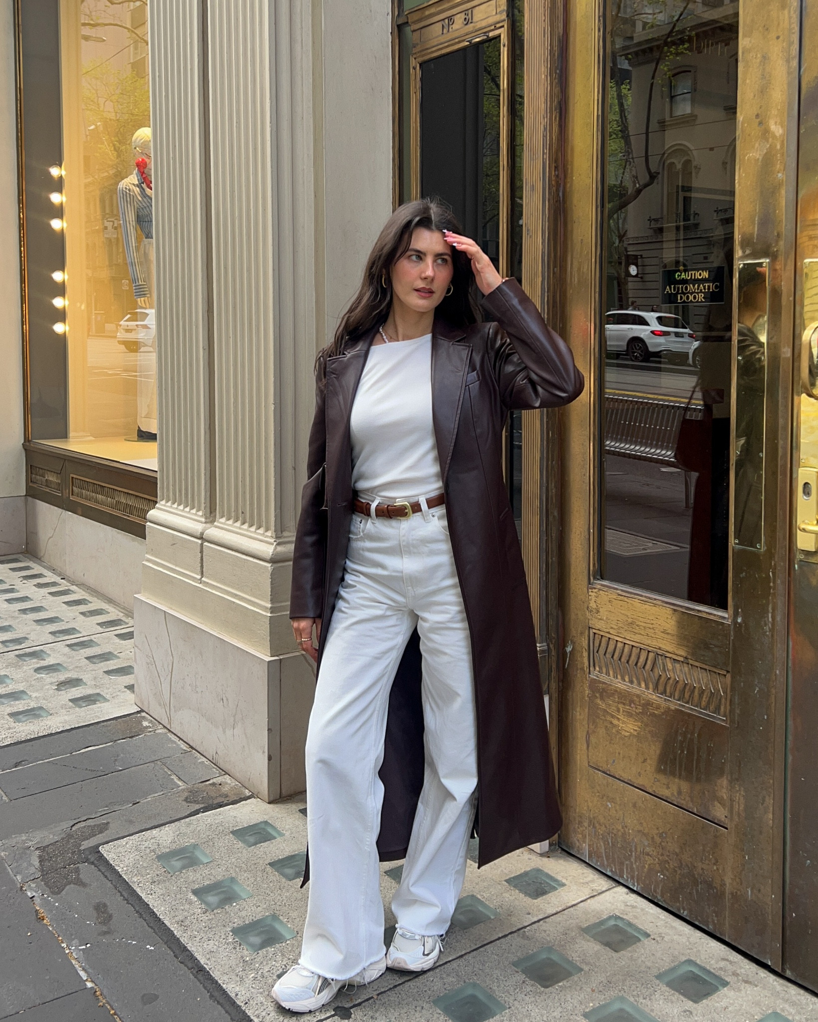 Jacket: kookai
Top + shoes: linked exact
Jeans: glassons 

Everyday outfit, casual outfit, brown trench coat, white jeans, sneakers outfit 

#LTKaustralia