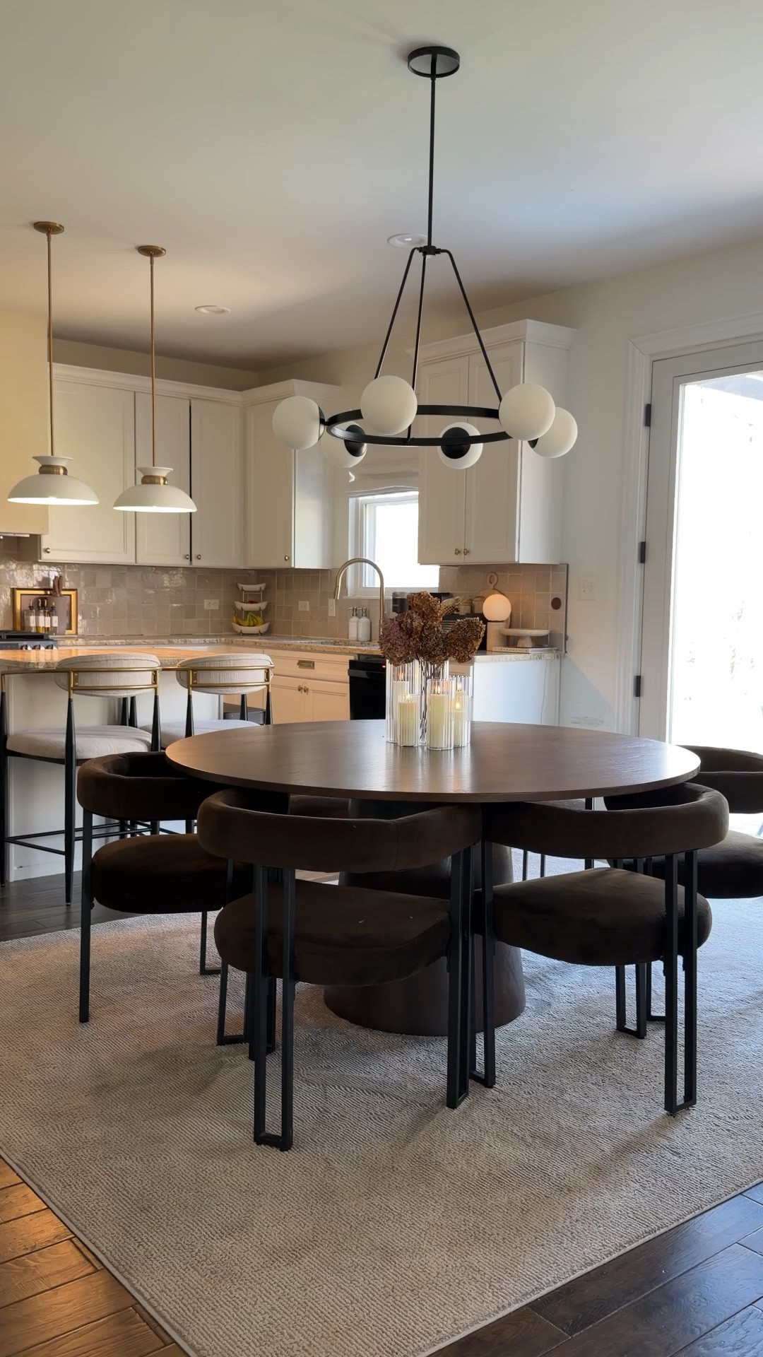 My Luxe washable rug ks currently on sale


rug stripe taupe

#LTKHome #LTKSaleAlert