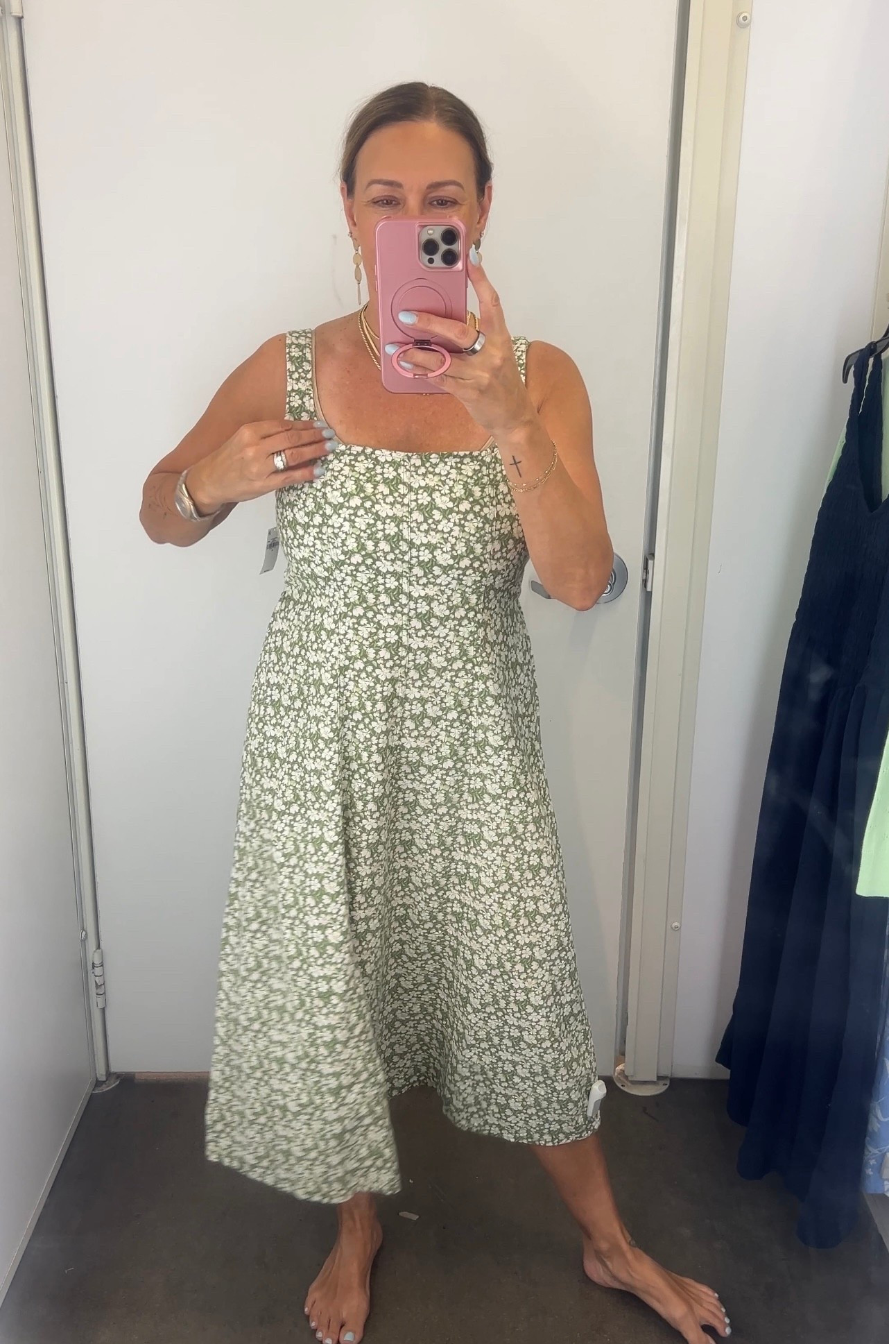 Old Navy Tryon ￼

#LTKstorytime #LTKActive #LTKootd