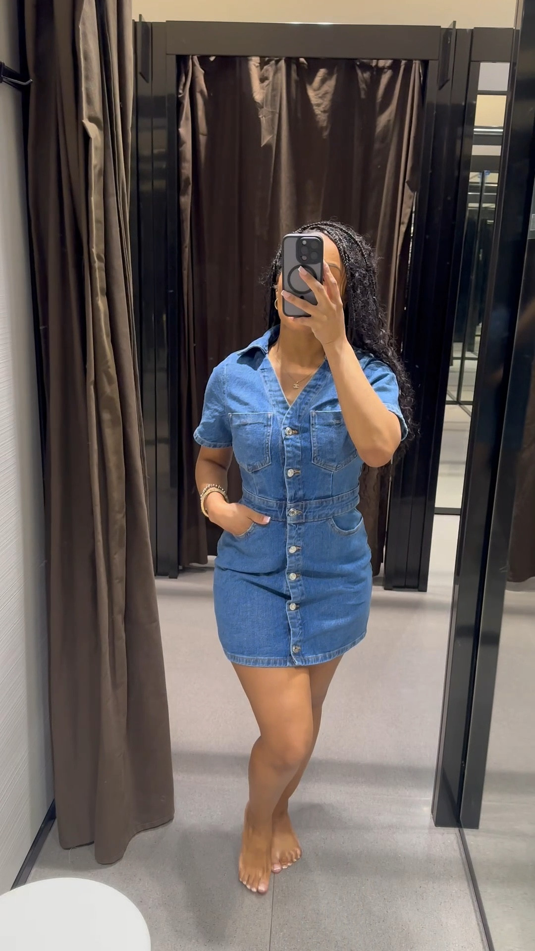 Denim Dresses in the spring are my favorite thing to wear 🌼🌼

#LTKPetite #LTKFindsUnder50 #LTKSeasonal
