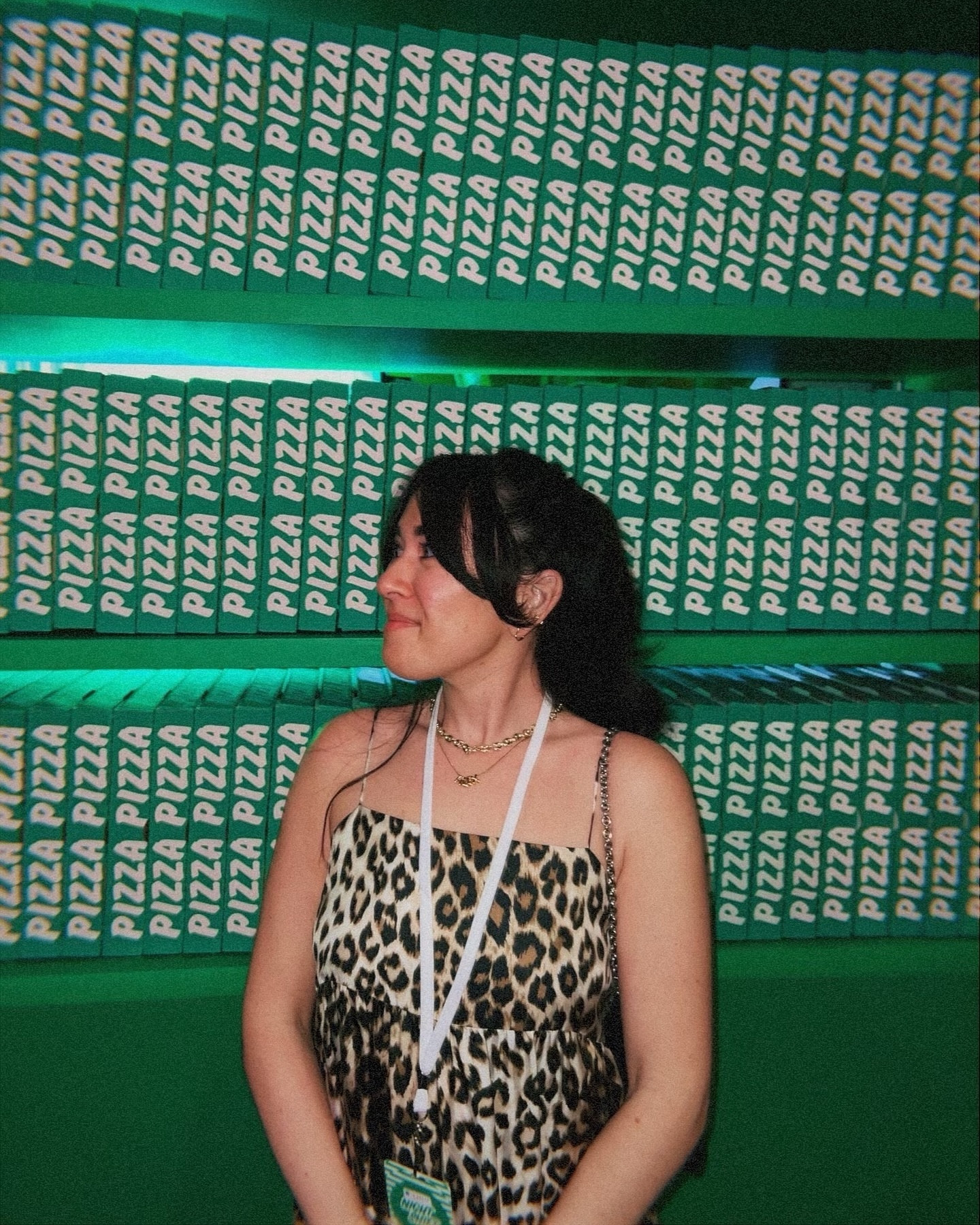 clocked in for the night shift 💚🍕#client

#LTKParties #LTKHoliday