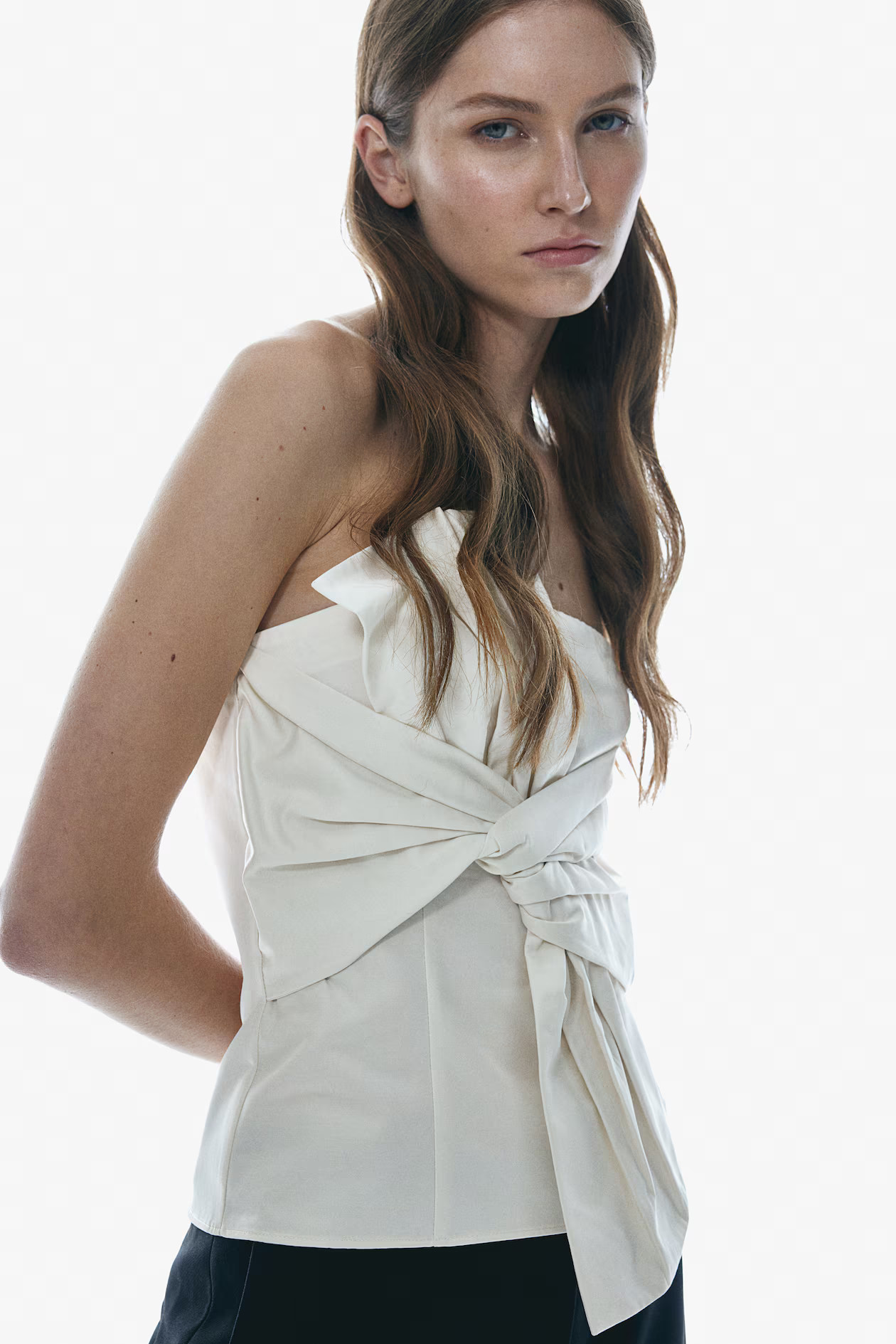 Bow-front bandeau top | H&M (UK, MY, IN, SG, PH, TW, HK)