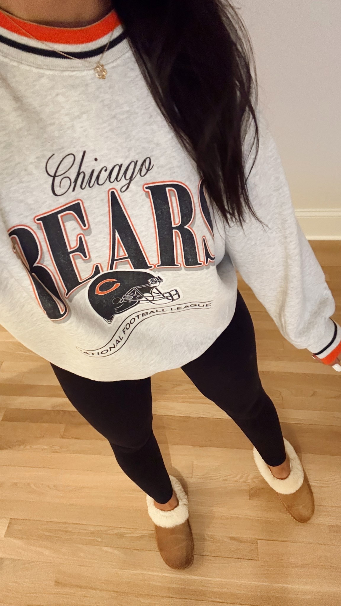 Chicago Bears 🐻 Sweater!! 



#LTKootd #LTKFindsUnder50 #LTKFindsUnder100